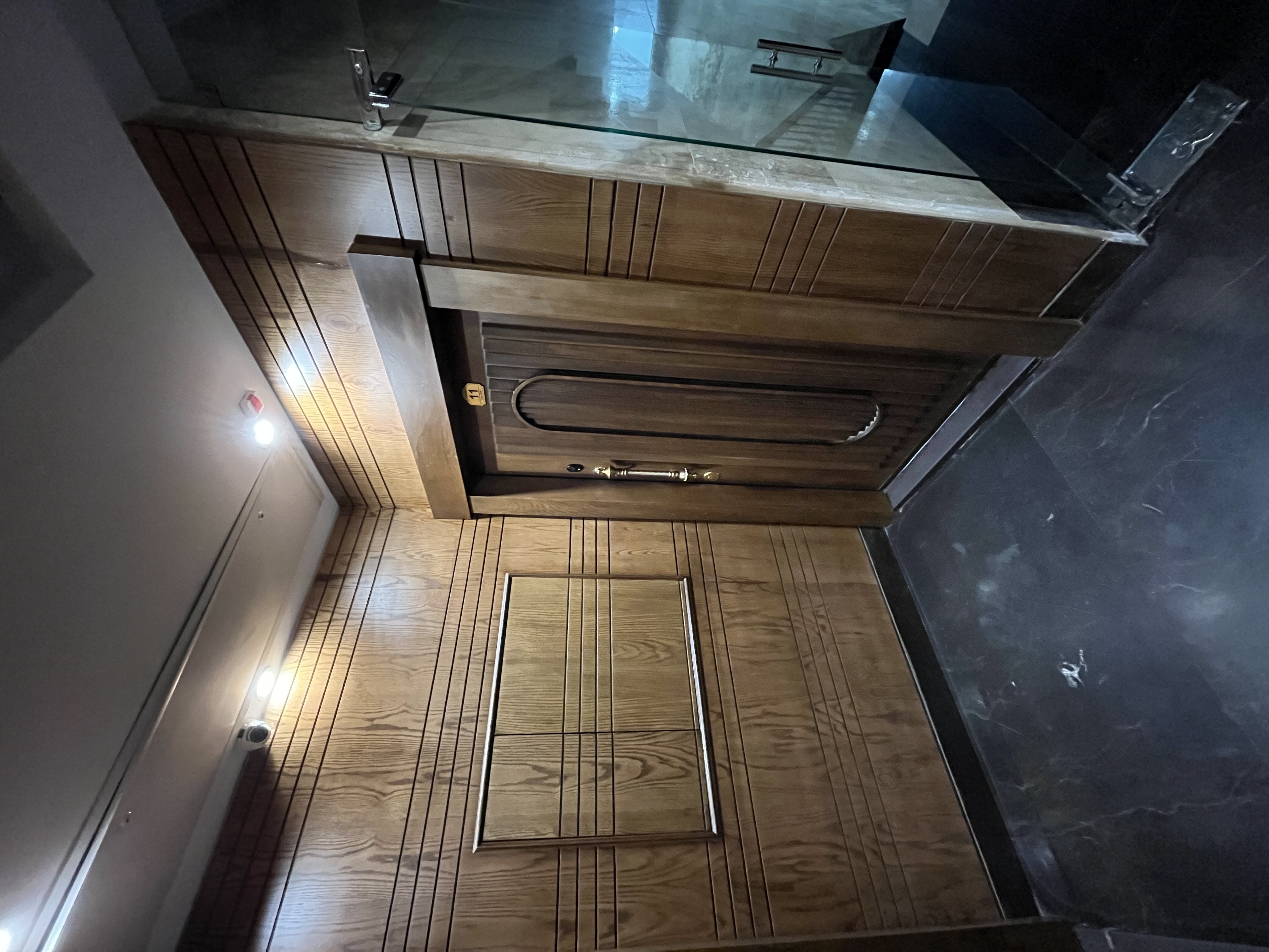 فروش آپارتمان 110 متر دیباجی نوساز رو به آفتاب