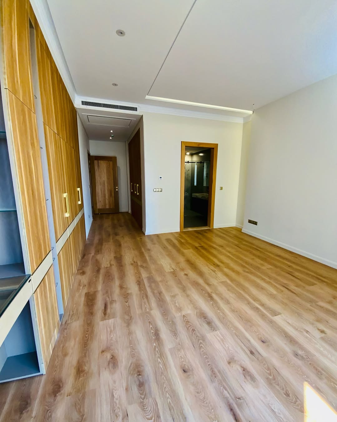 برج باغ 200 متری در فرمانیه فول مشاعات هتلینگ