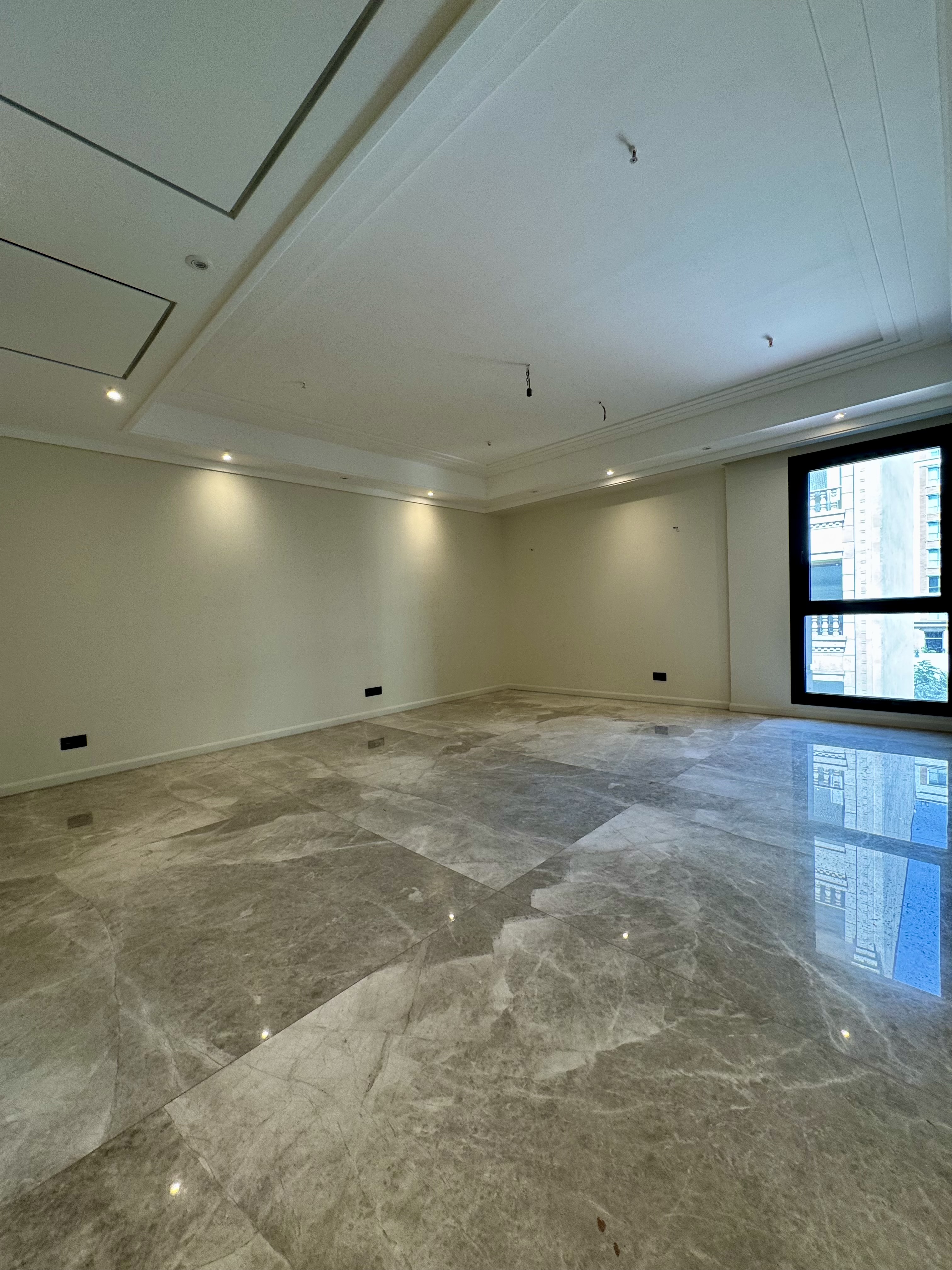 فروش آپارتمان 100متر اقدسیه فول مشاعات