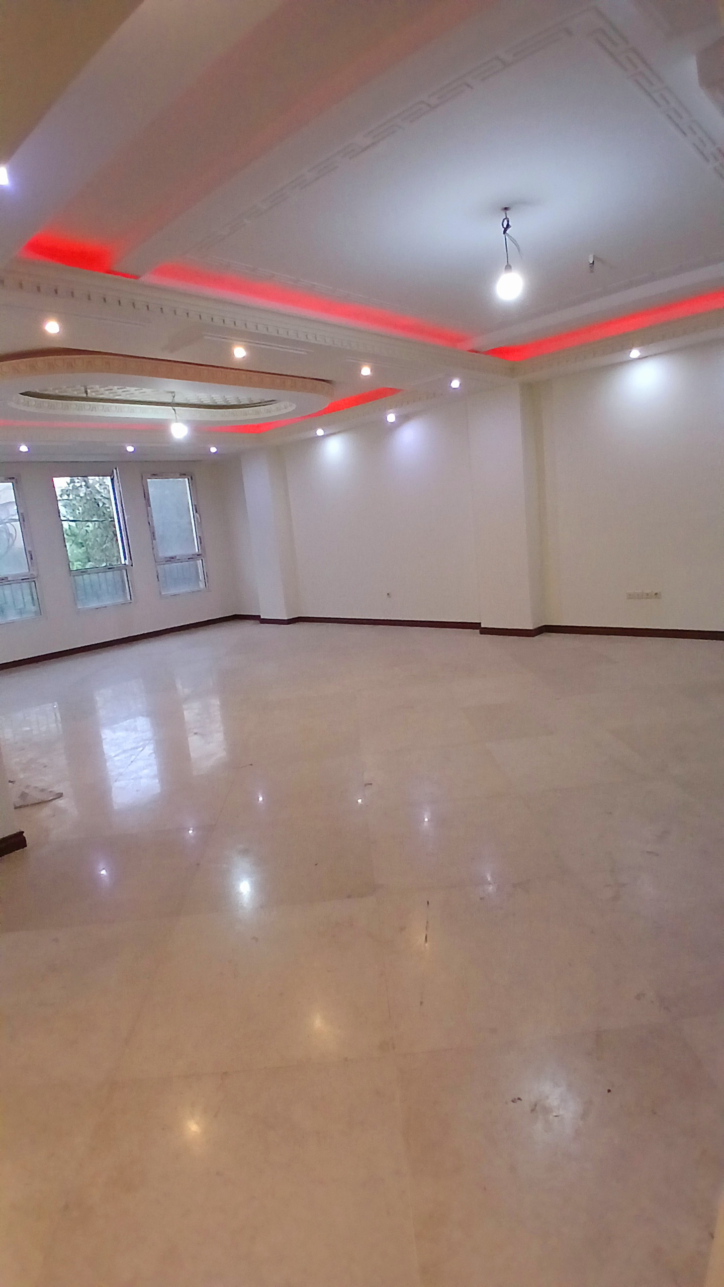 فروش آپارتمان 176 متر مدائن سه خواب فول امکانات