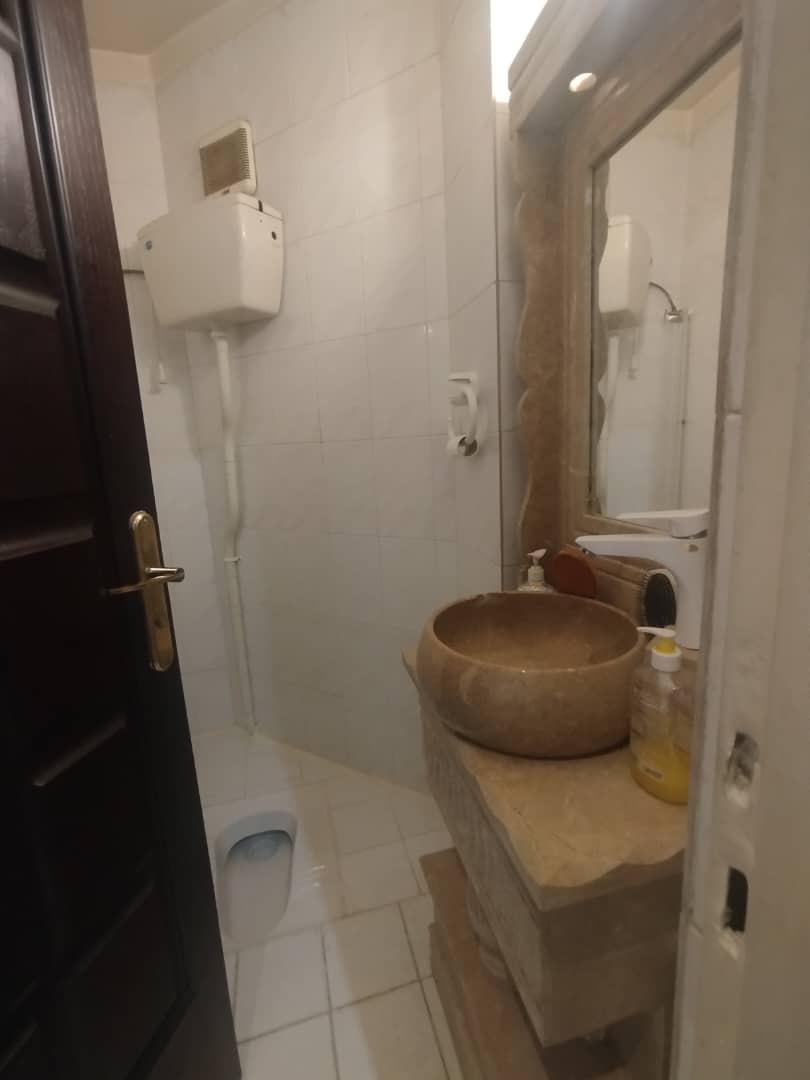 120متر/2خواب/شمال کاخ نیاوران