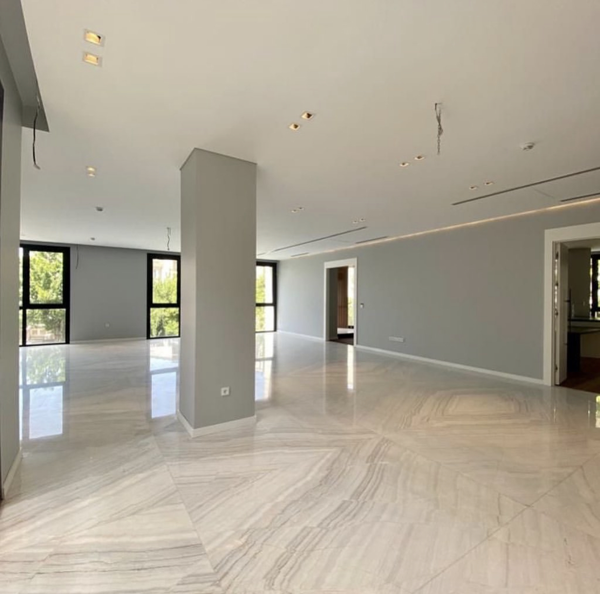 آپارتمان 250 متر نیاوران یاسر مدرن کلید نخورده