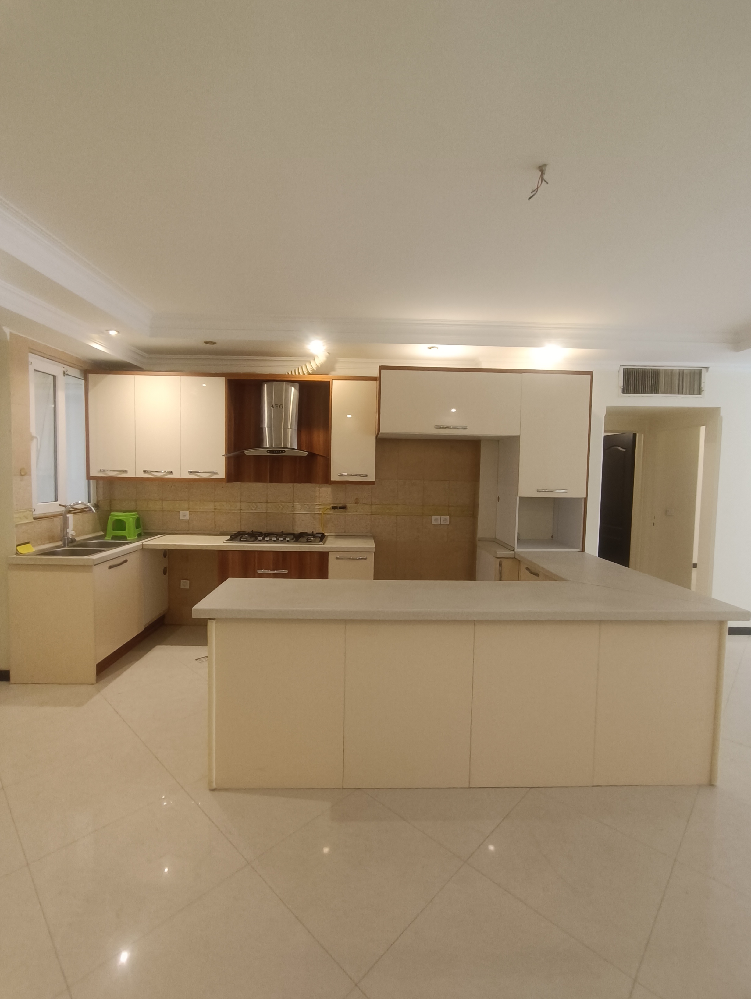 فروش آپارتمان 94 متر اراج فول امکانات