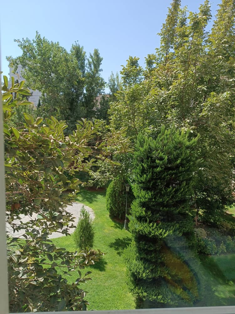 آپارتمان ٢١٠متری ٣خواب