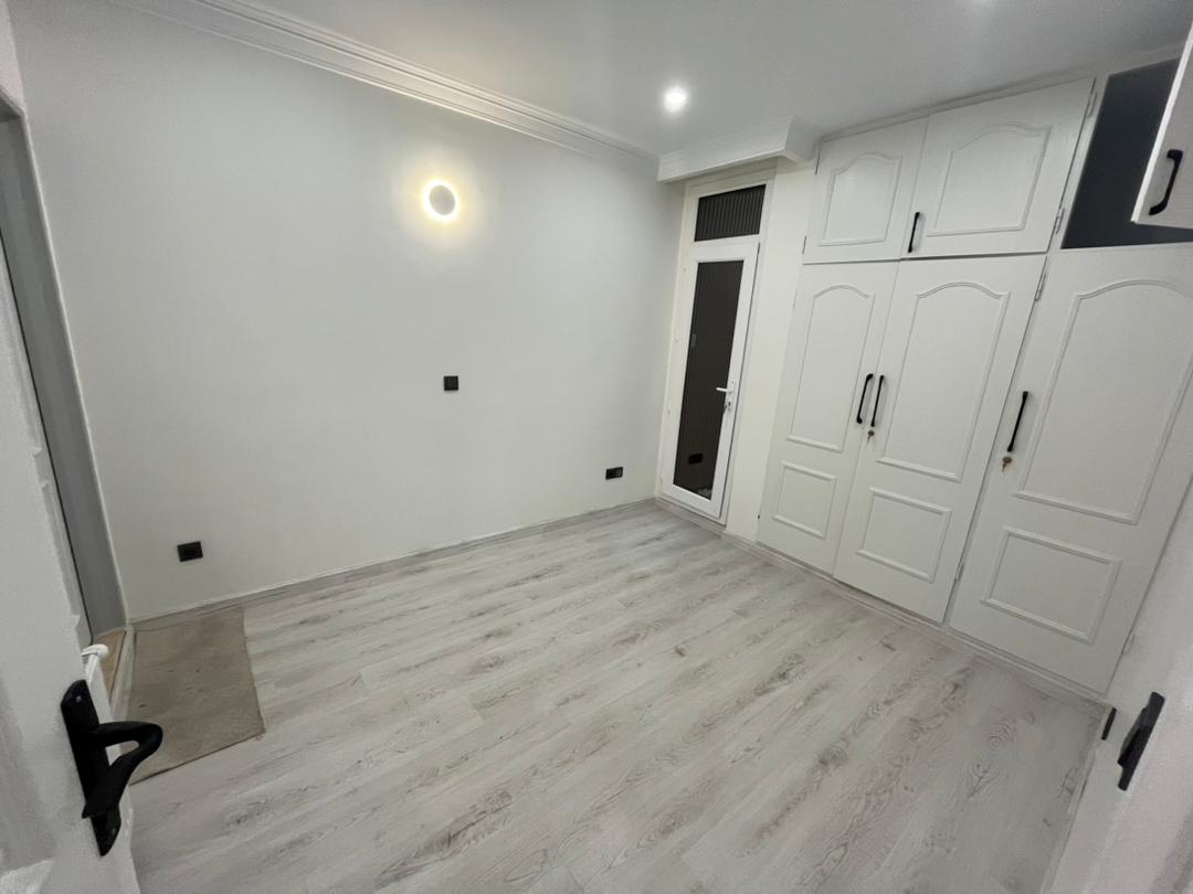 فروش آپارتمان 120 متر پاسداران