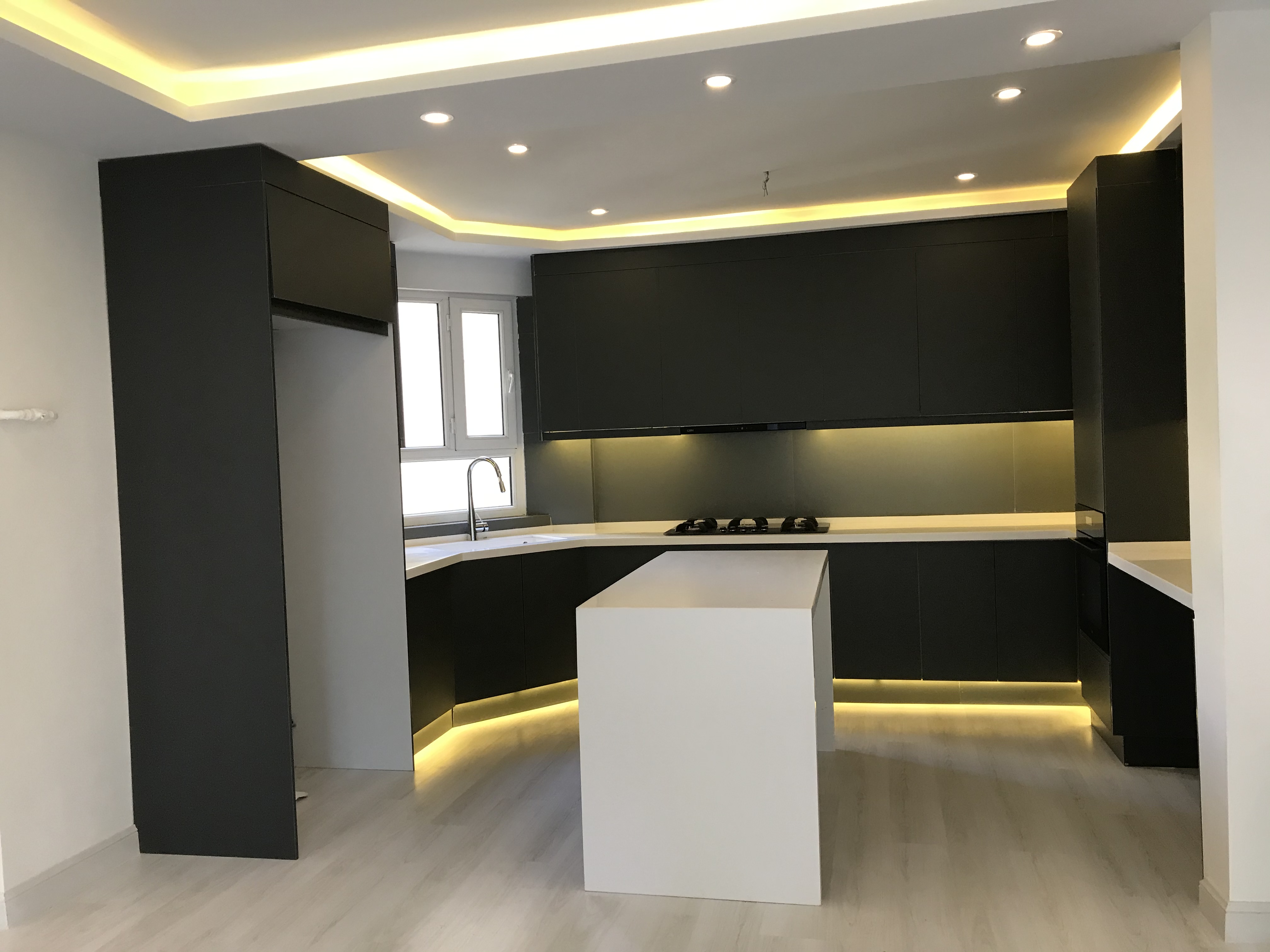 فروش آپارتمان 130 متر 3 خواب اقدسیه
