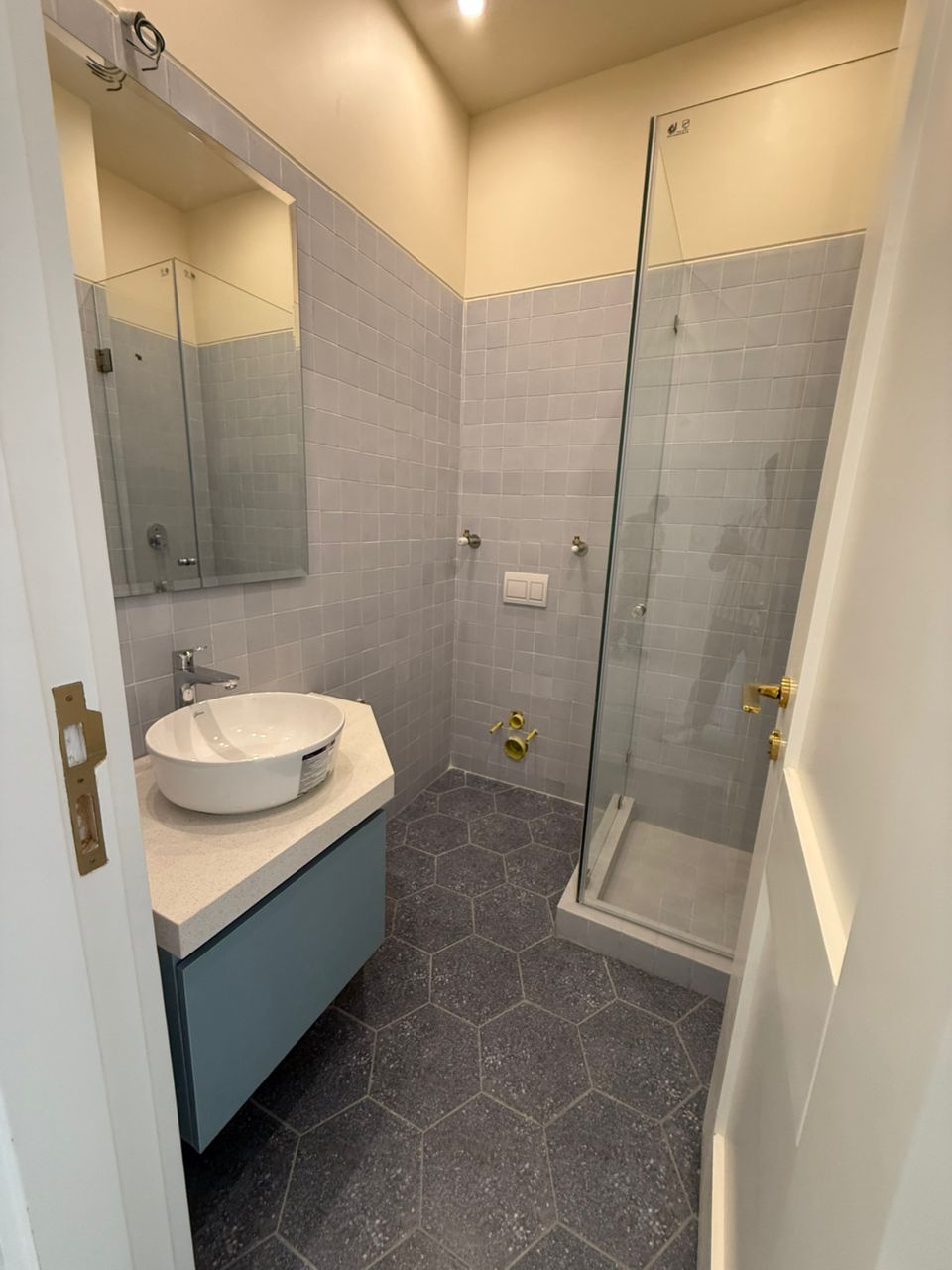 فروش آپارتمان 102 متر فرمانیه شرقی