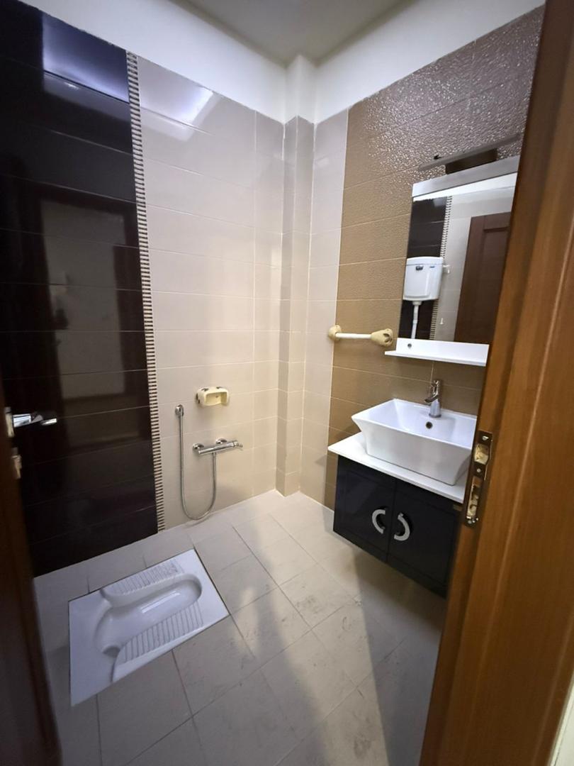 فروش آپارتمان 100 متر اندرزگو 2خواب