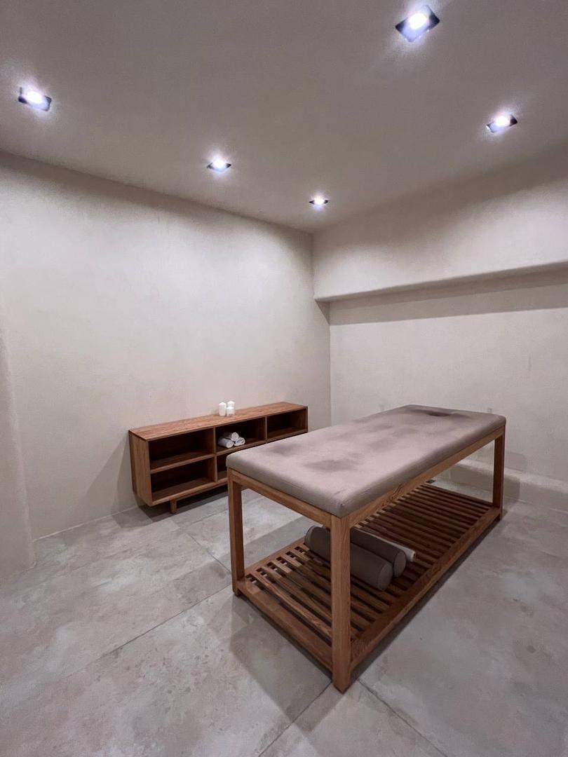 فروش آپارتمان فرمانیه 200 متر 3 خواب برج باغ