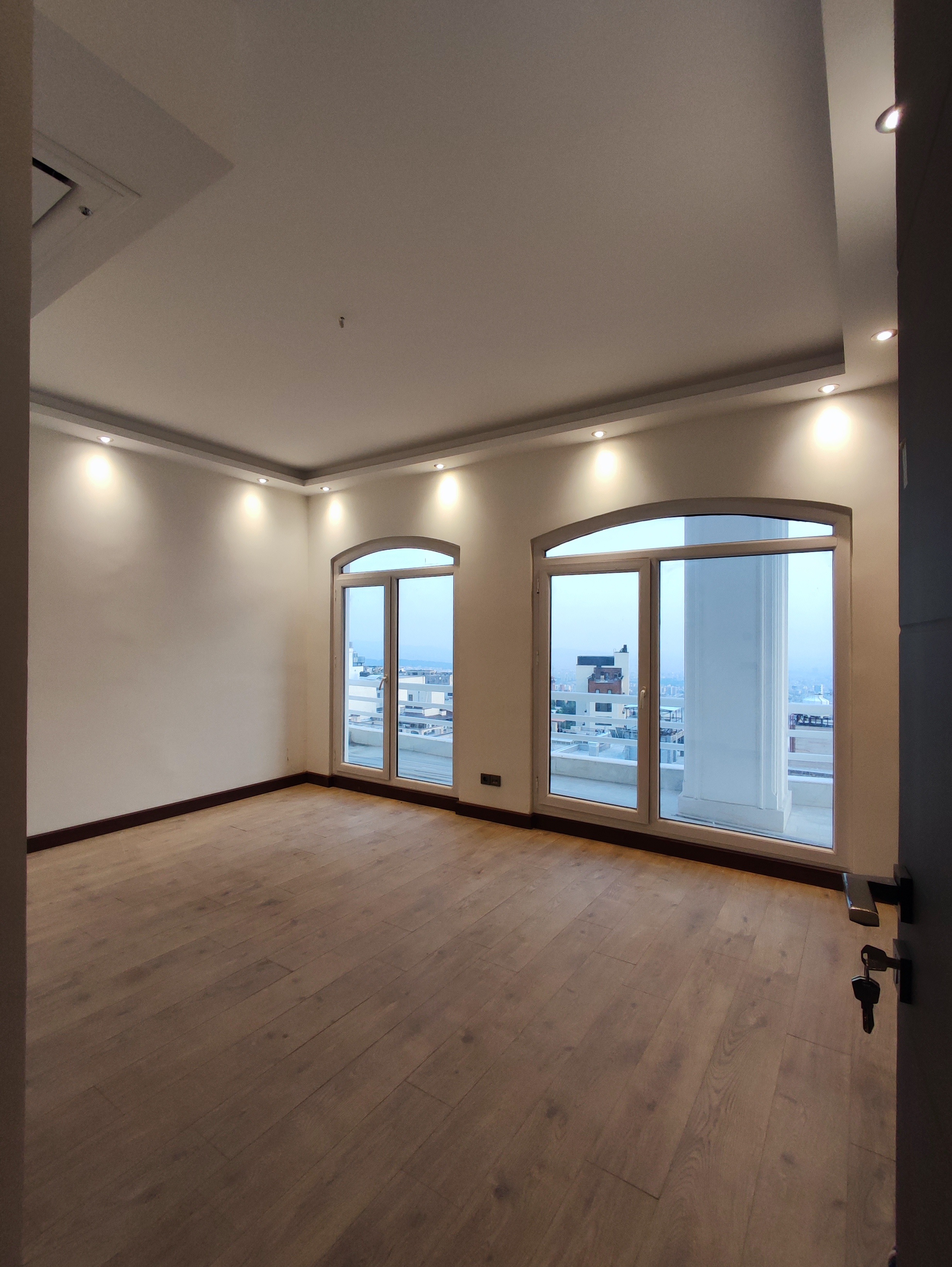 فروش آپارتمان 400 متر نیاوران با ویو ابدی