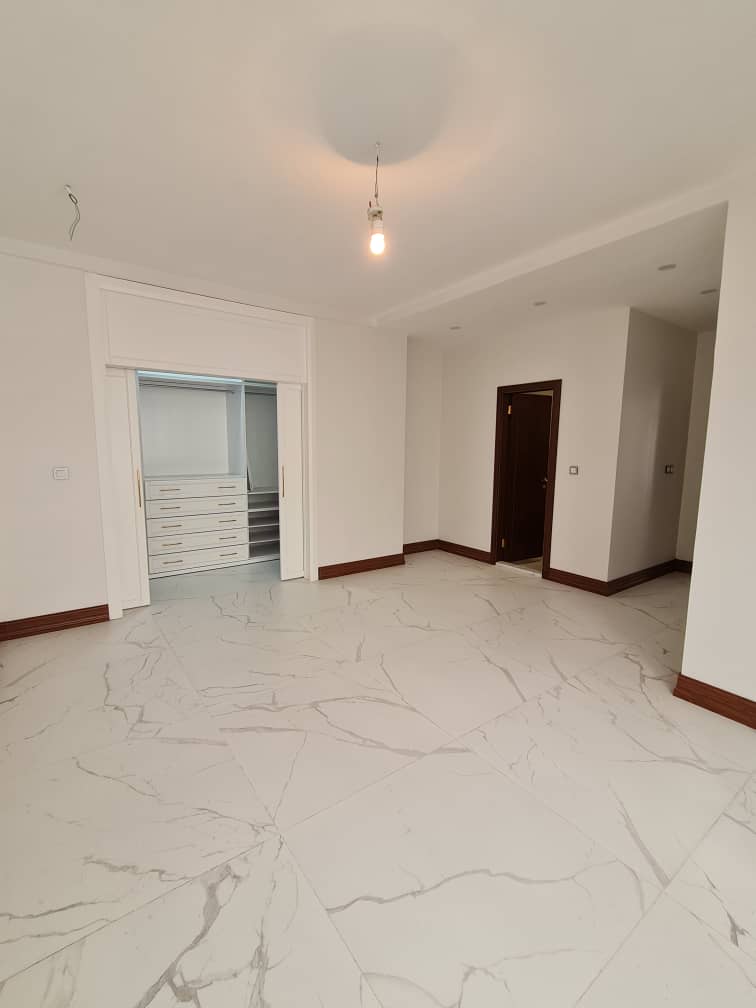 فروش آپارتمان 180 متر تاپ لوکیشن دروس