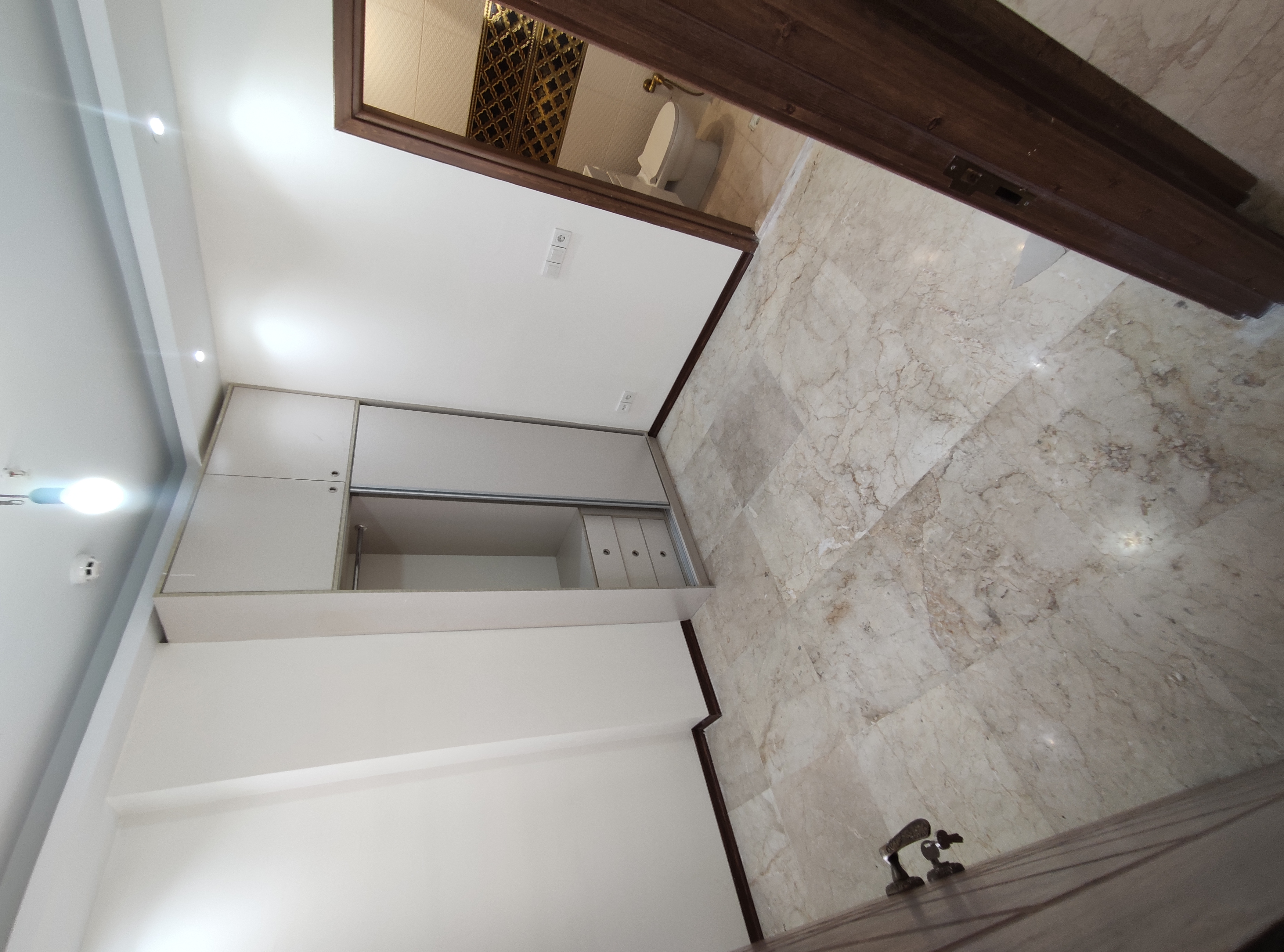 فروش آپارتمان 104 متر  عطاری مقدم کلید نخورده