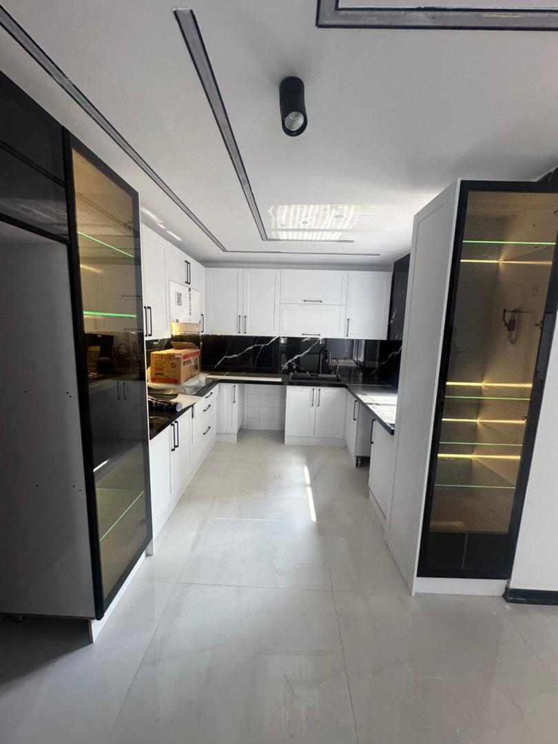 فروش آپارتمان 132 متر فرمانیه 3 خواب تاپ لوکیشن