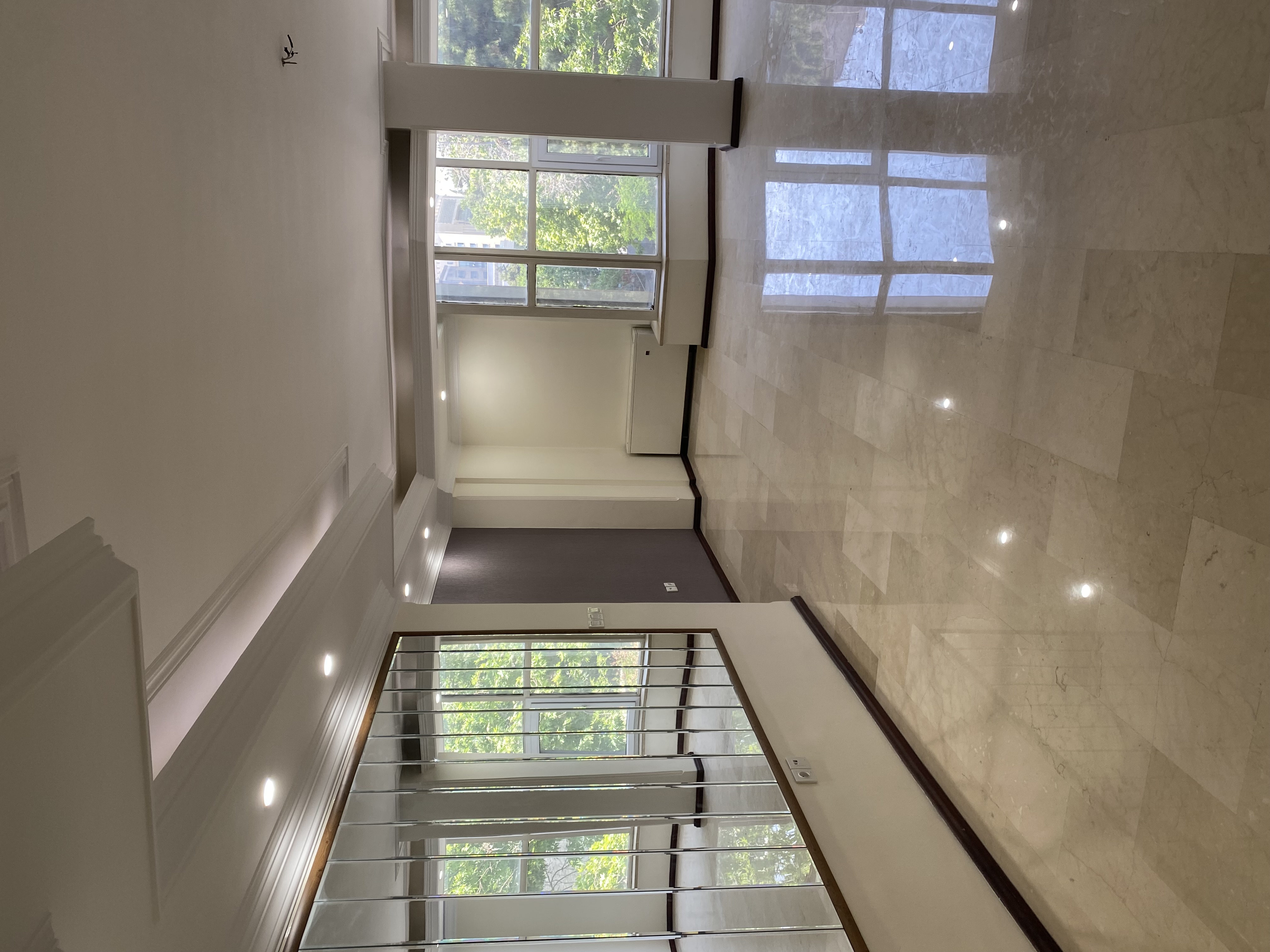 اجاره اپارتمان 190 متر گلستان شمالی ویو مشجر