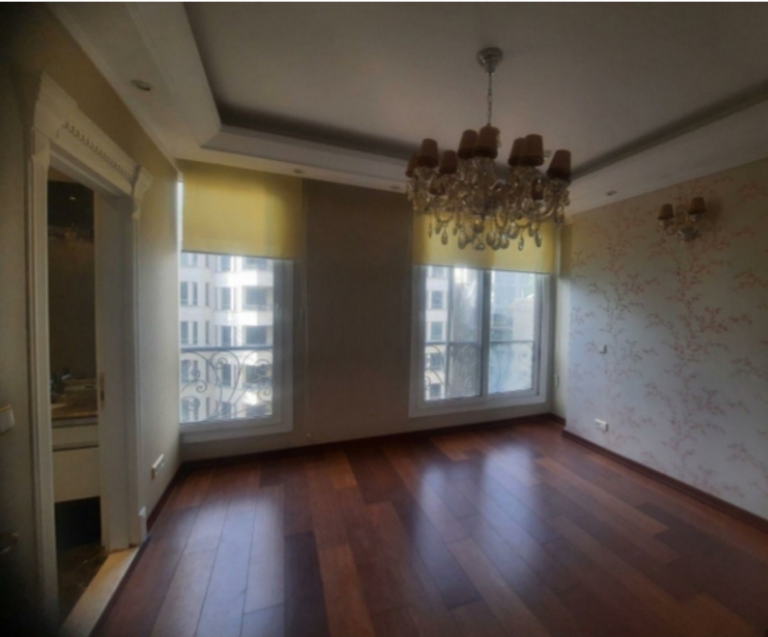 فروش آپارتمان فرمانیه شرقی مهماندوست 256 متر لوکیشن