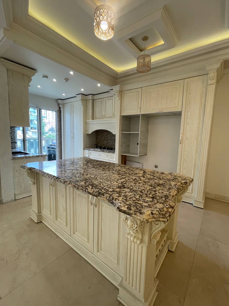 اجاره آپارتمان 170 متر اقدسیه کلاسیک متریال اروپایی