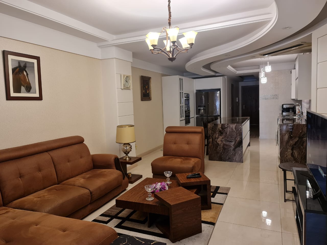 فروش آپارتمان 160متر آجودانیه فول مشاعات