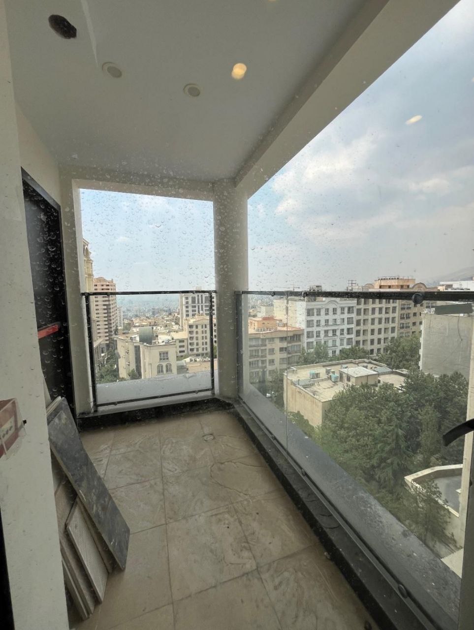 اجاره آپارتمان 210 متر نیــاوران