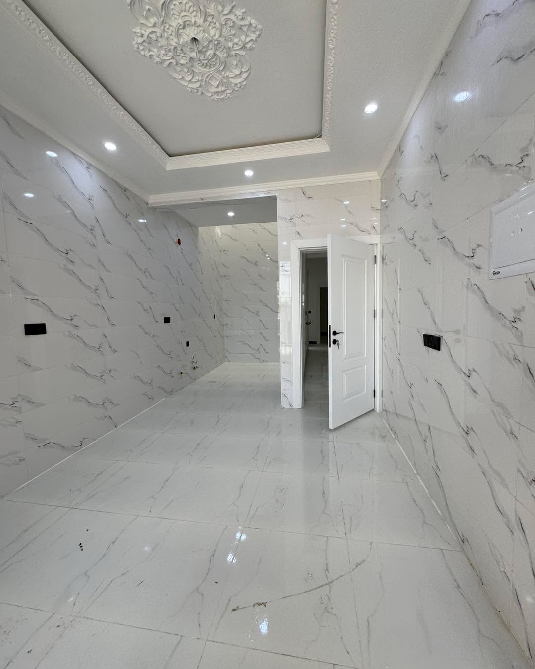 اجاره آپارتمان 200متر نیاوران