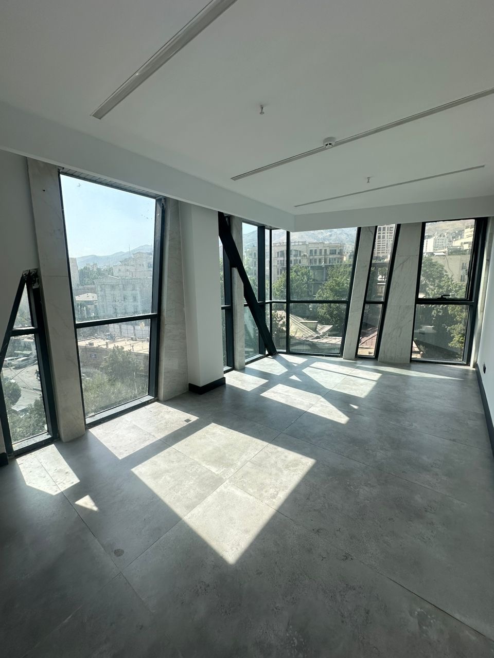 اجاره اداری 150 متر دزاشیب