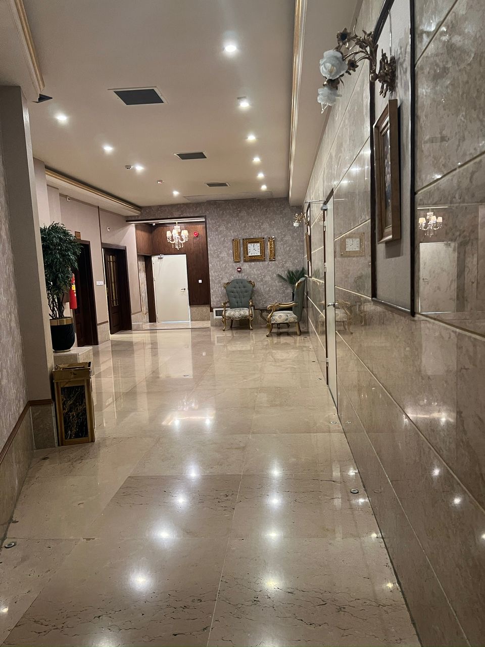 130 متر فول مشاعات تراس چیدمان