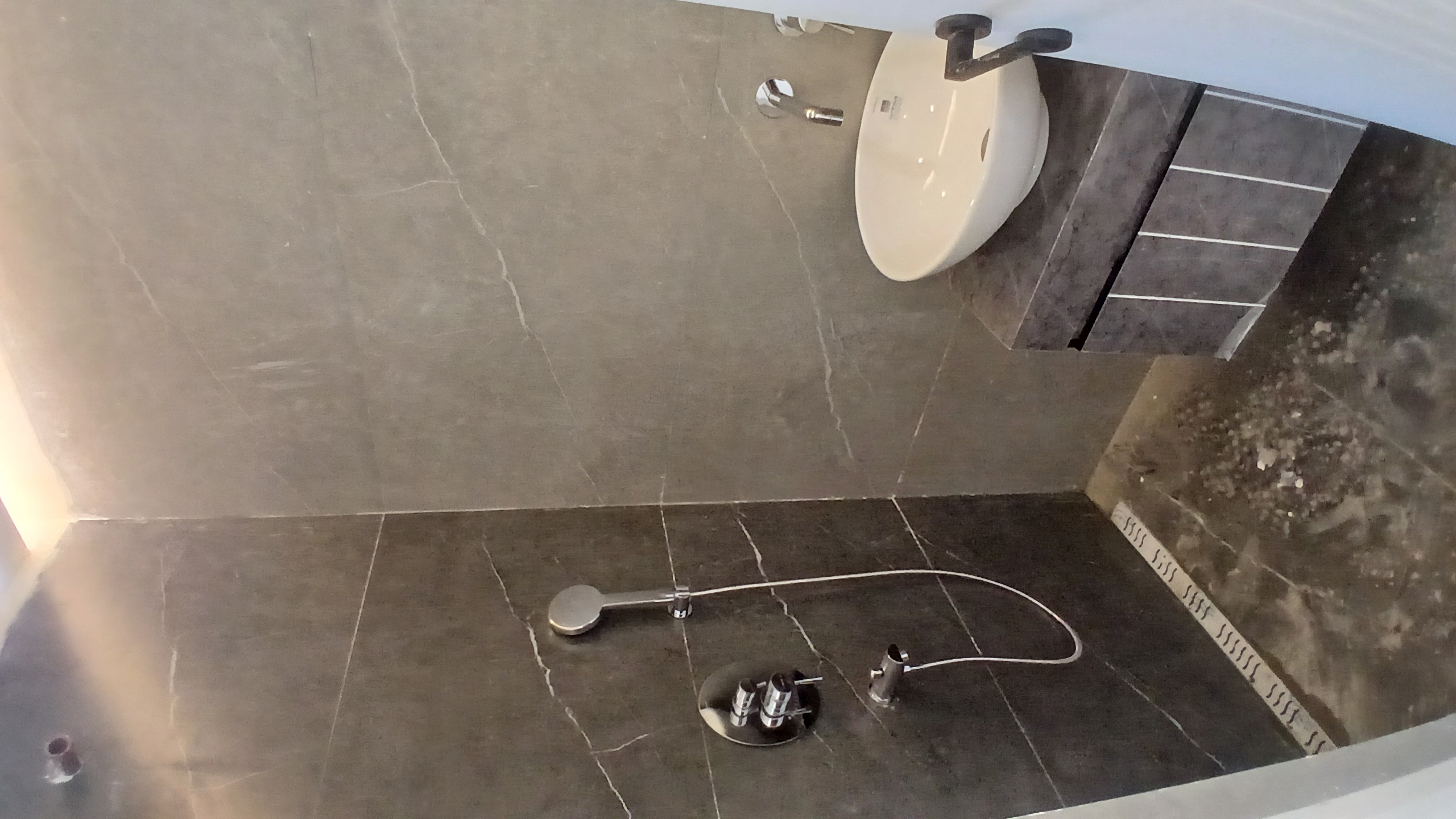 فروش آپارتمان 85 متر هفت حوض فول امکانات خوش نقشه