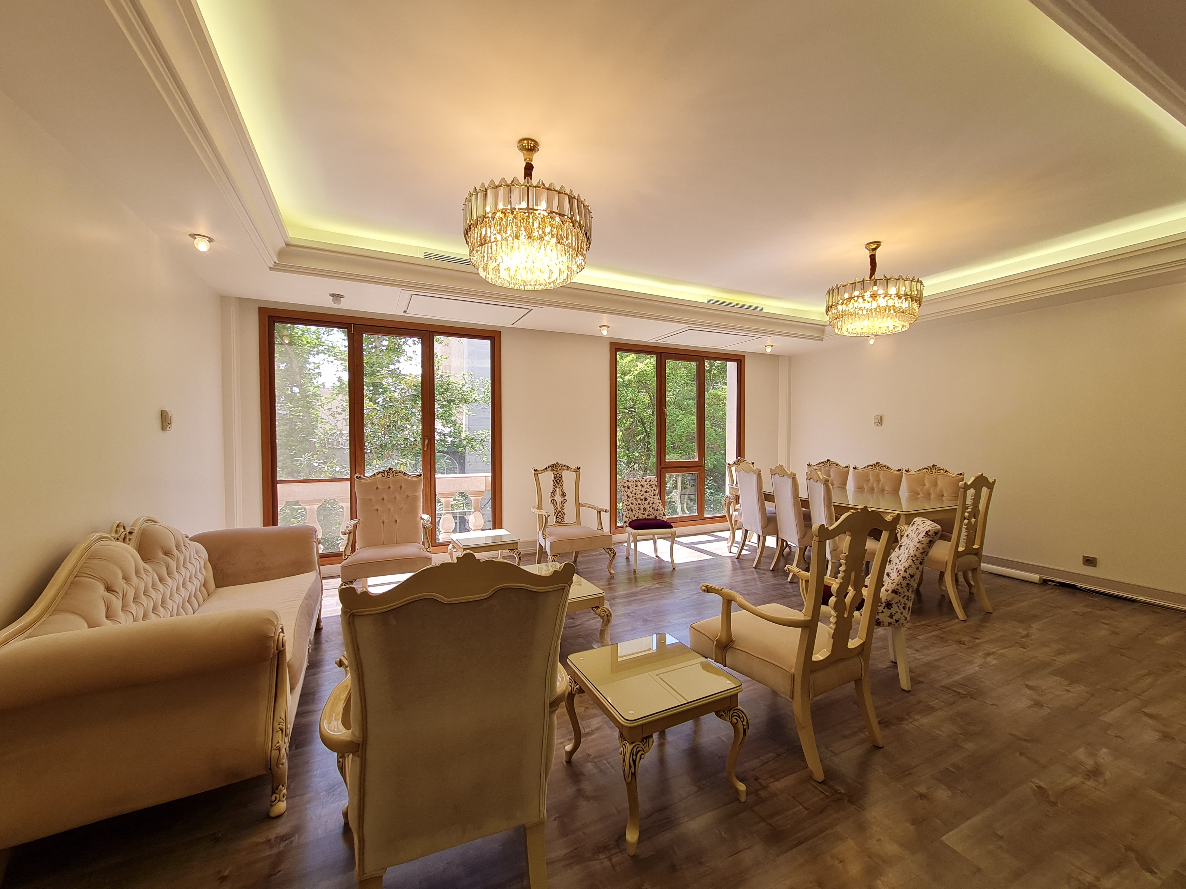 فروش برج باغ 170 متر تاپ لوکیشن جهانتاب