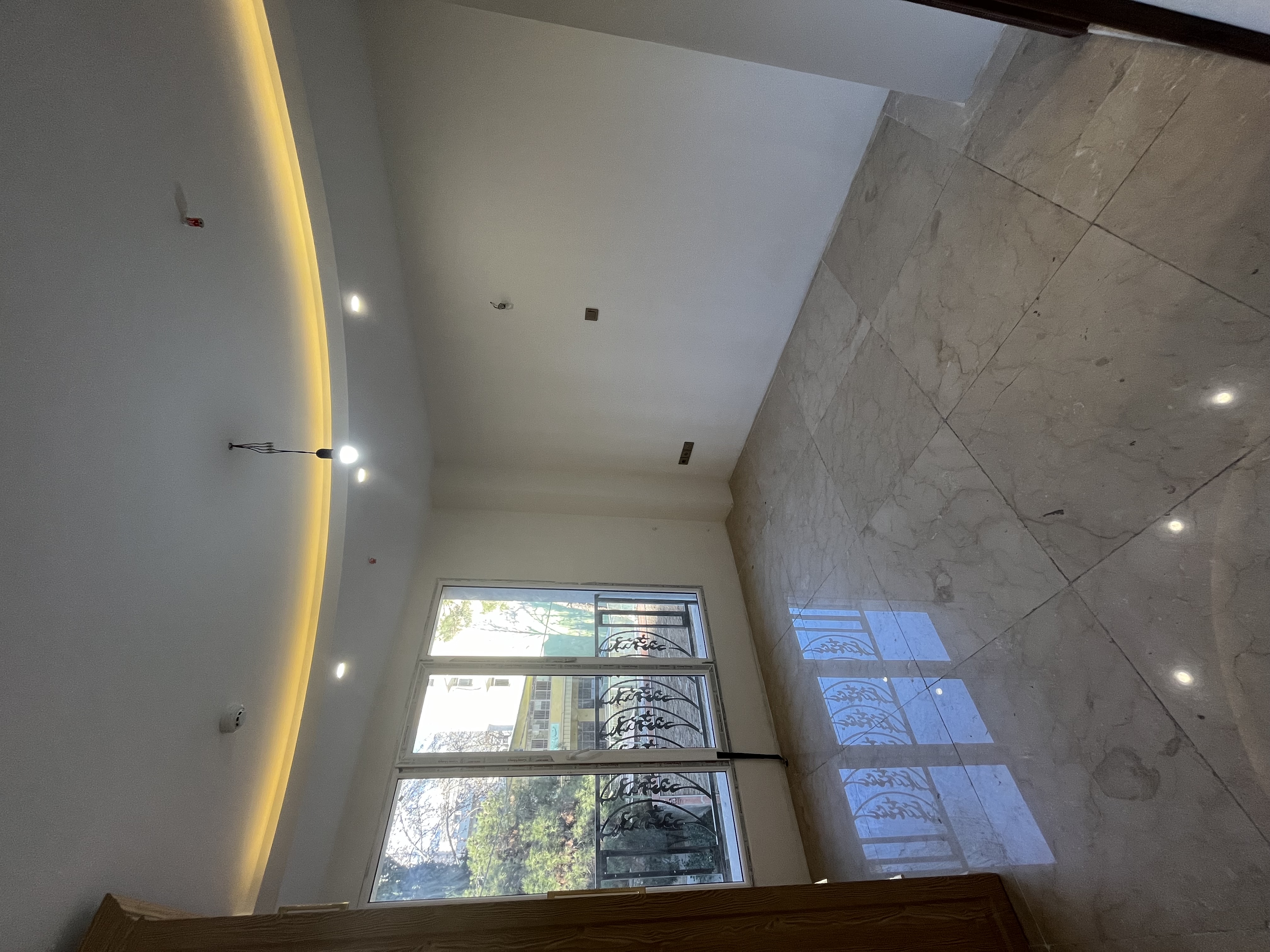 فروش آپارتمان 120 متر نوساز با 2 پارکینگ در تاپ لوکیشن جهانتاب
