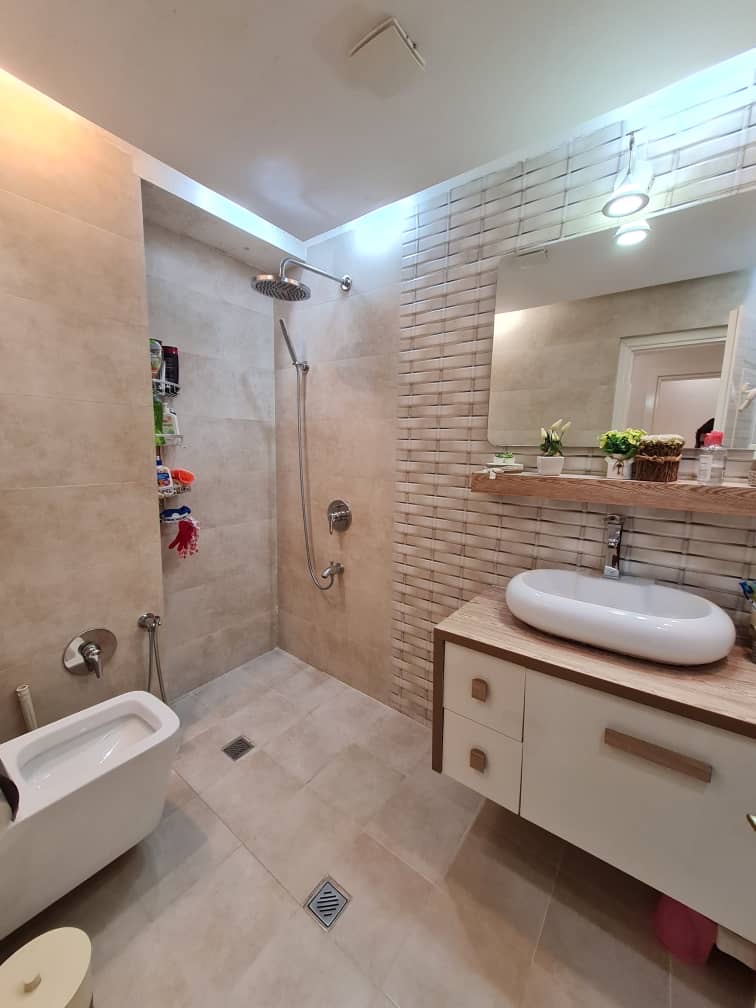 فروش اپارتمان 220 متر نیاوران