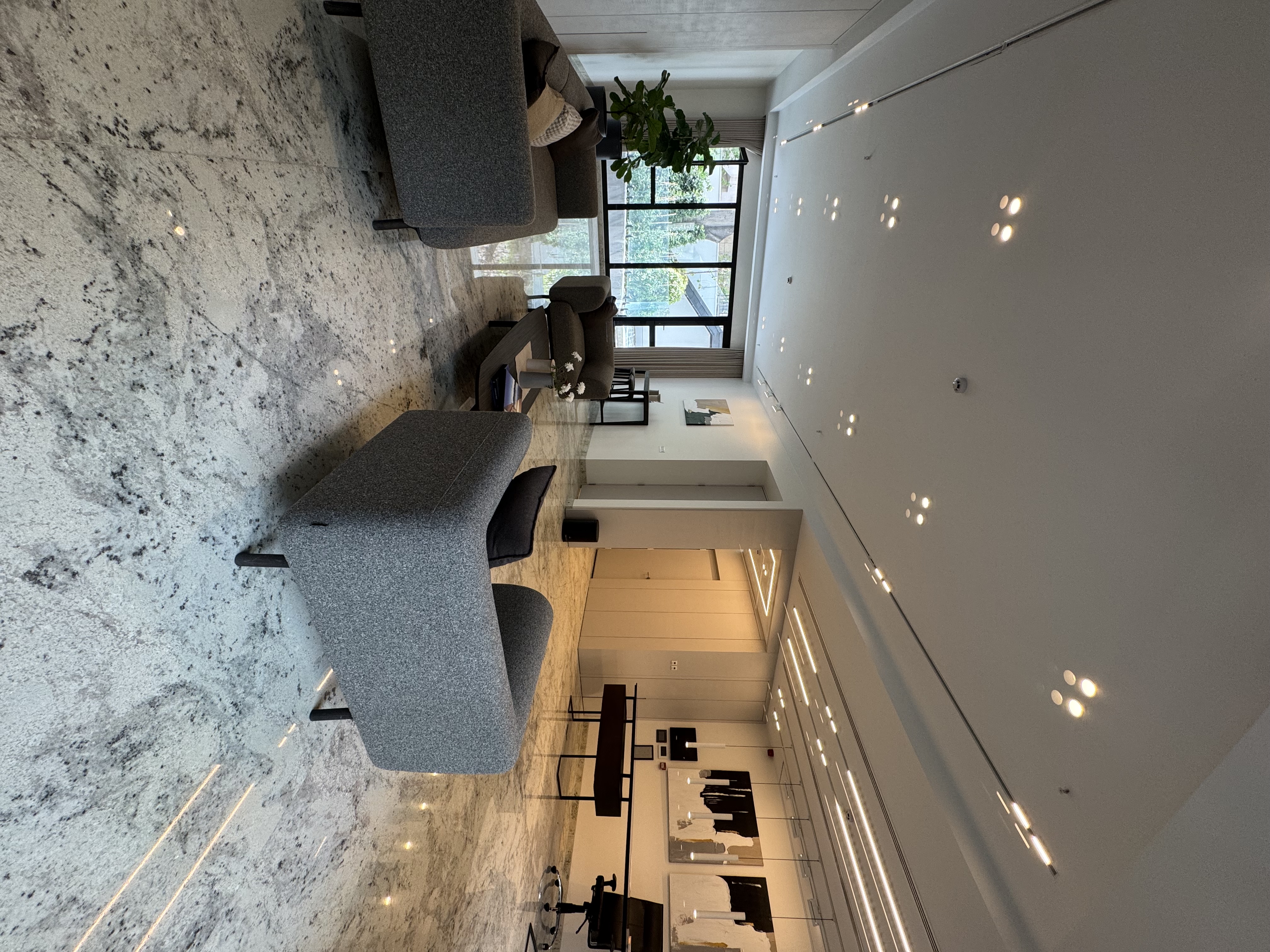 فروش آپارتمان 280 متر نیاوران 4مستر