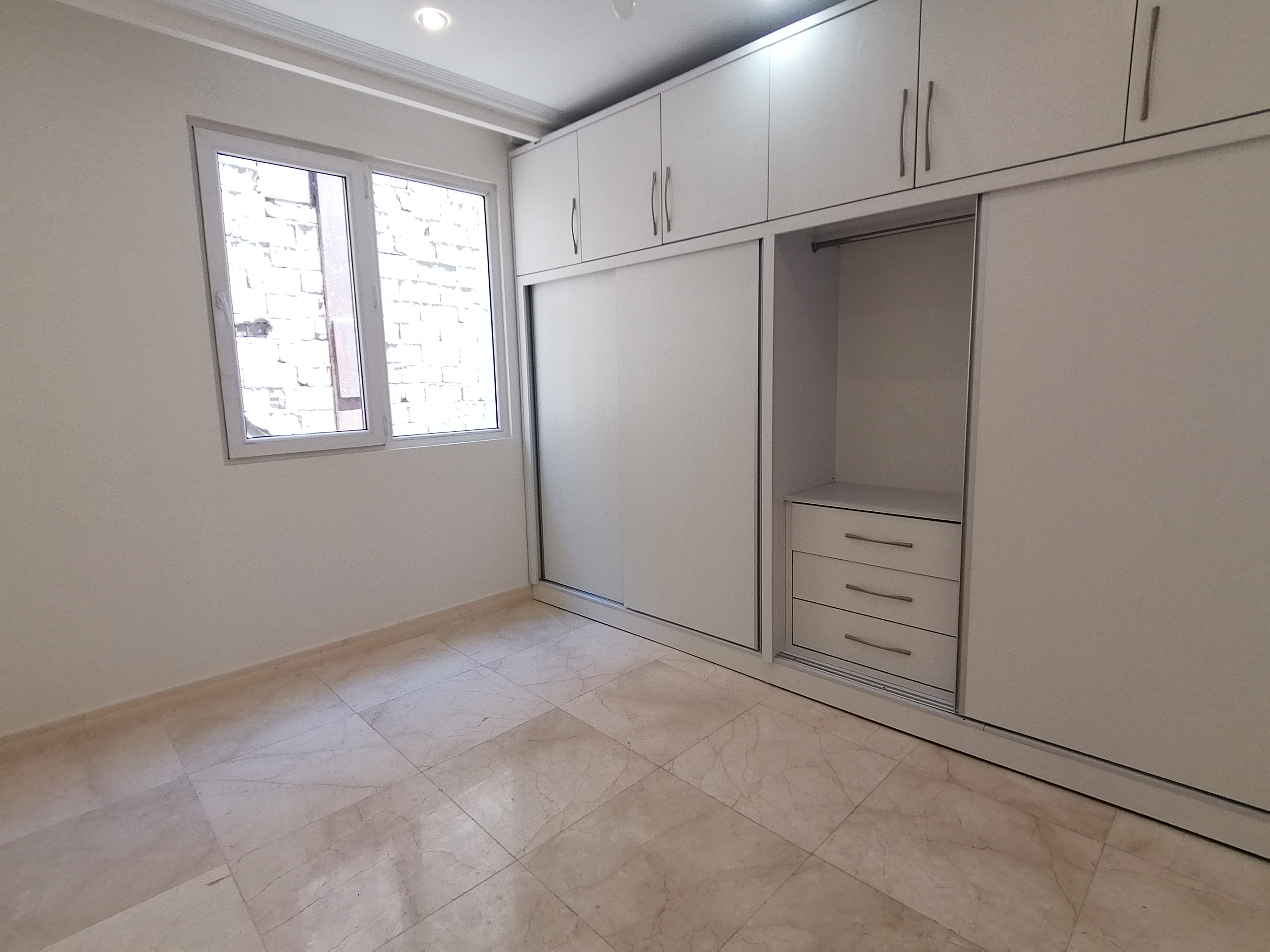 فروش آپارتمان 133متر 2خواب منظریه ویو مشجر