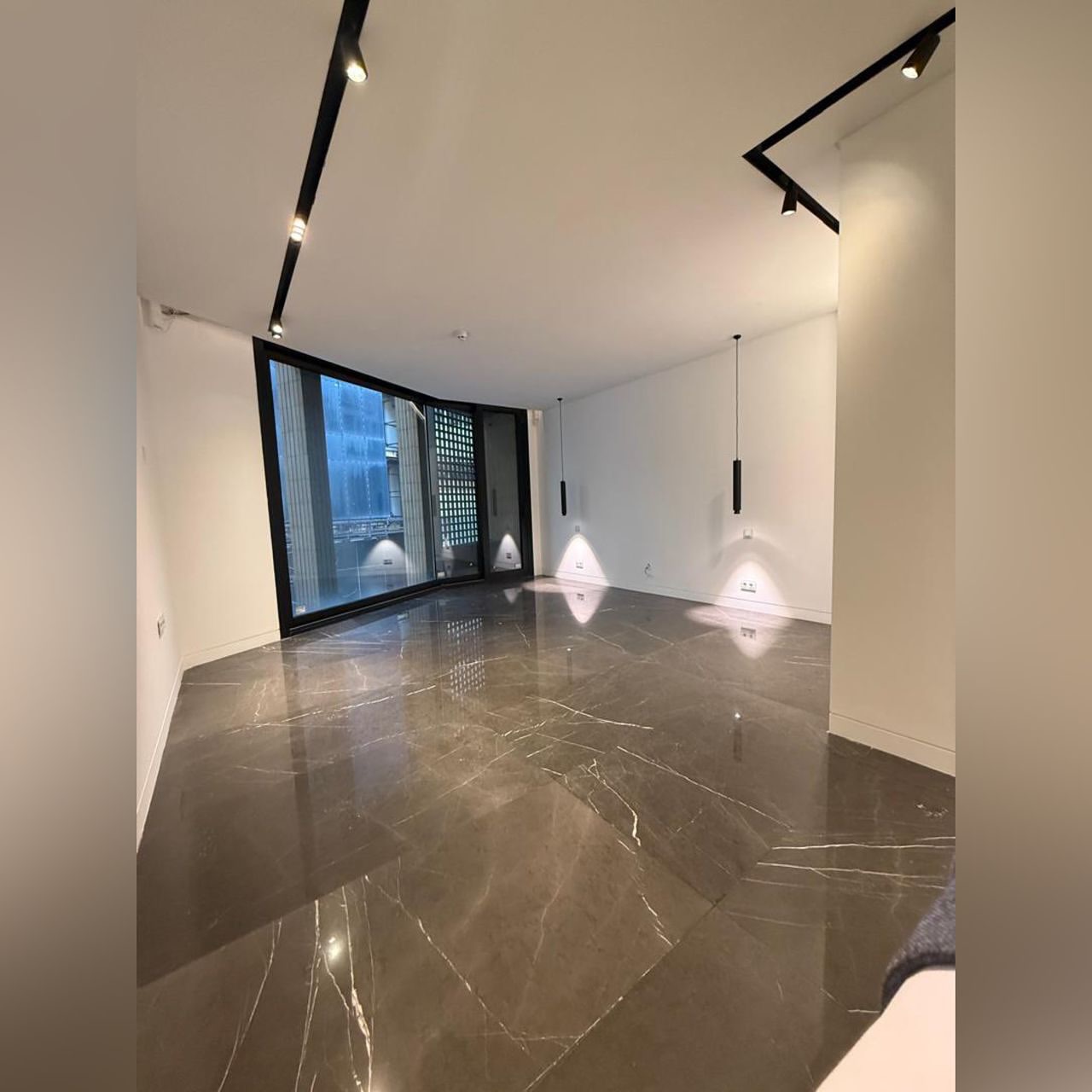 فروش آپارتمان 165 متری مدرن در مهماندوست