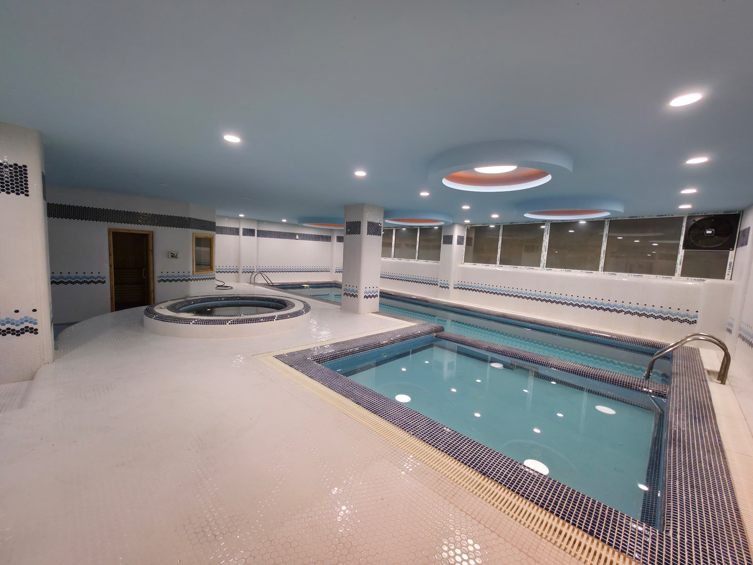 فروش آپارتمان 178 متر  الهیه  کلید نخورده  با مشاعات آبی