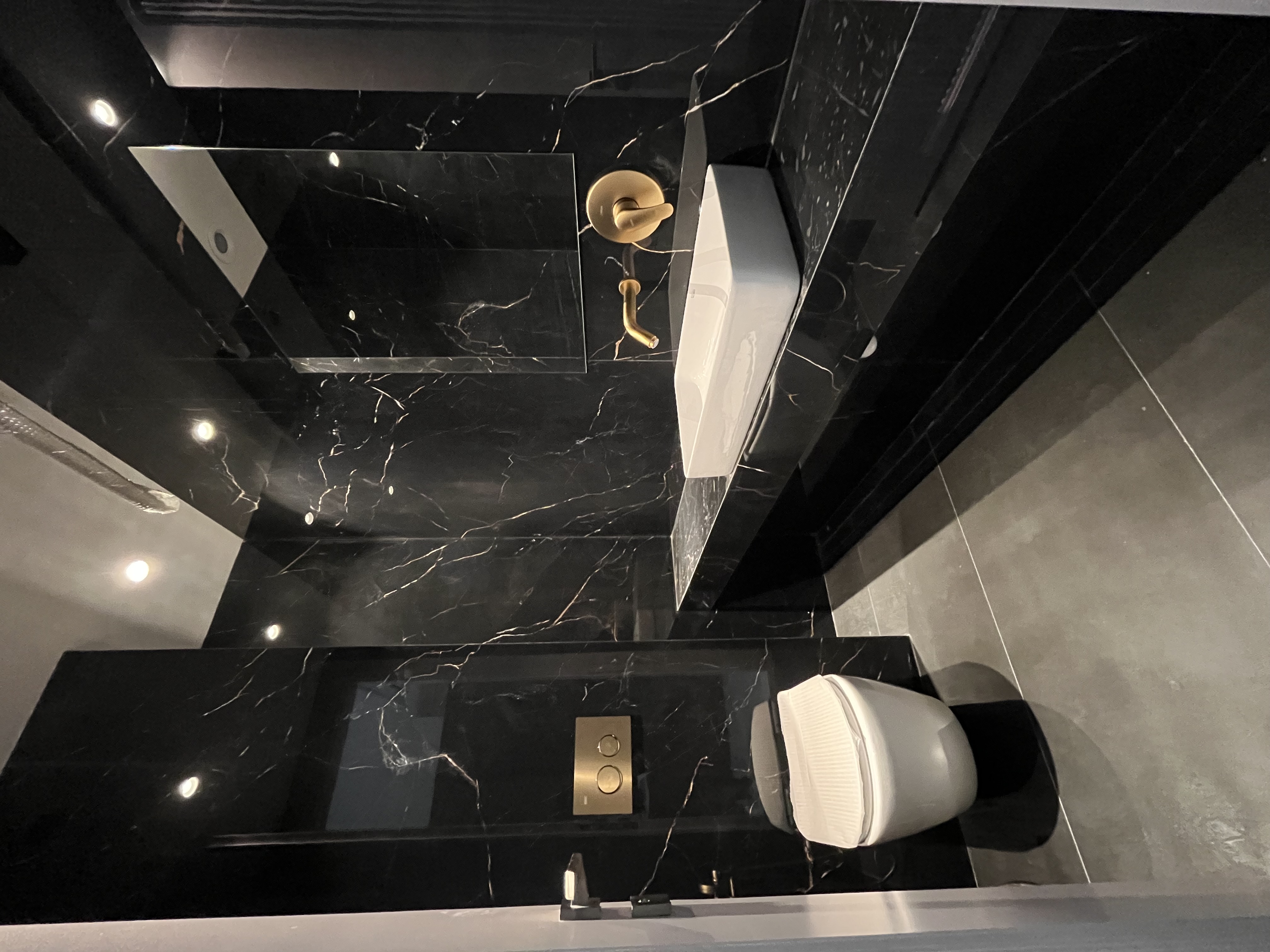 فروش آپارتمان آجودانیه 130 متر نوساز مدرن