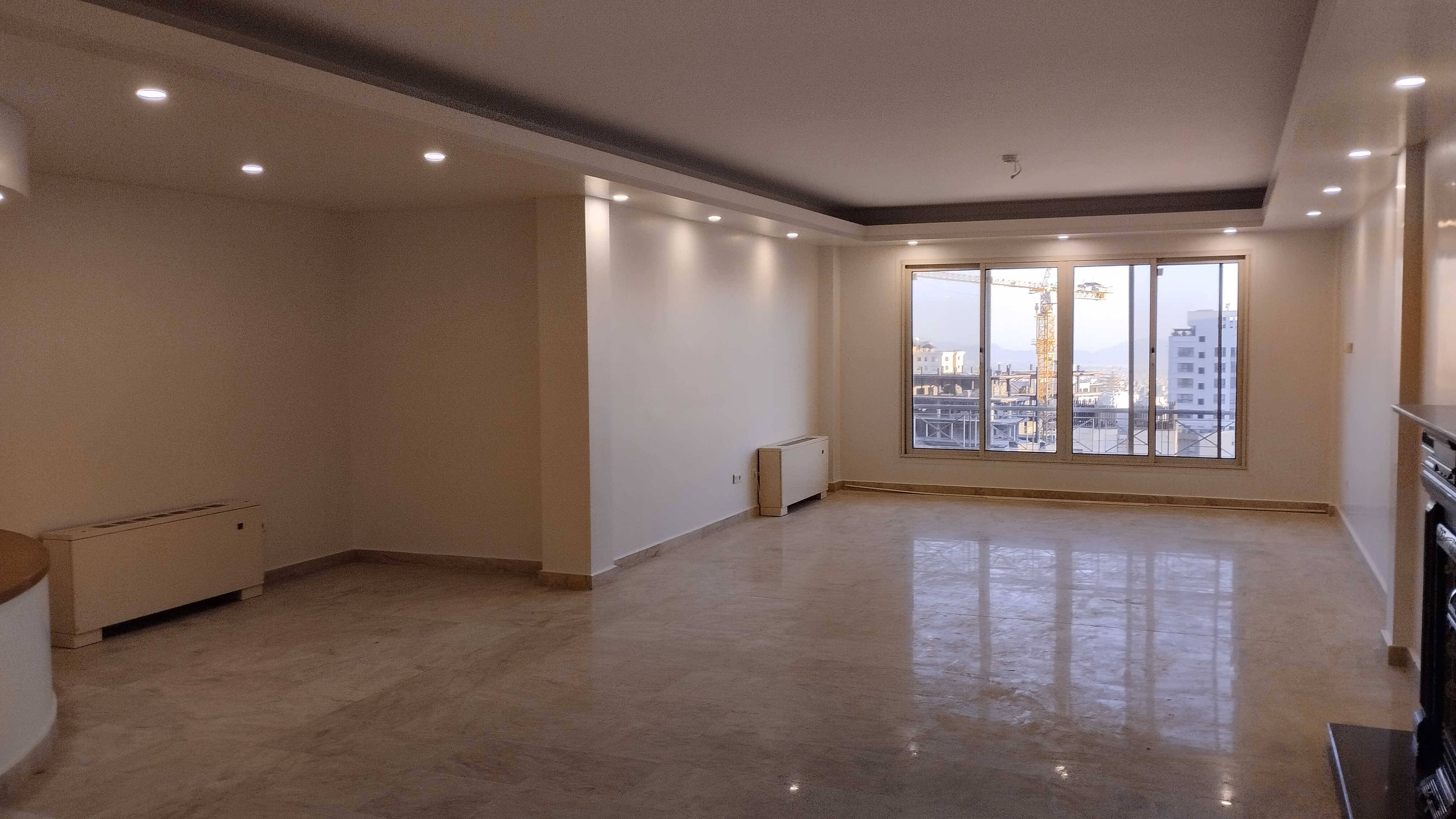 فروش آپارتمان 200 متر یاسر 3 خواب فول امکانات