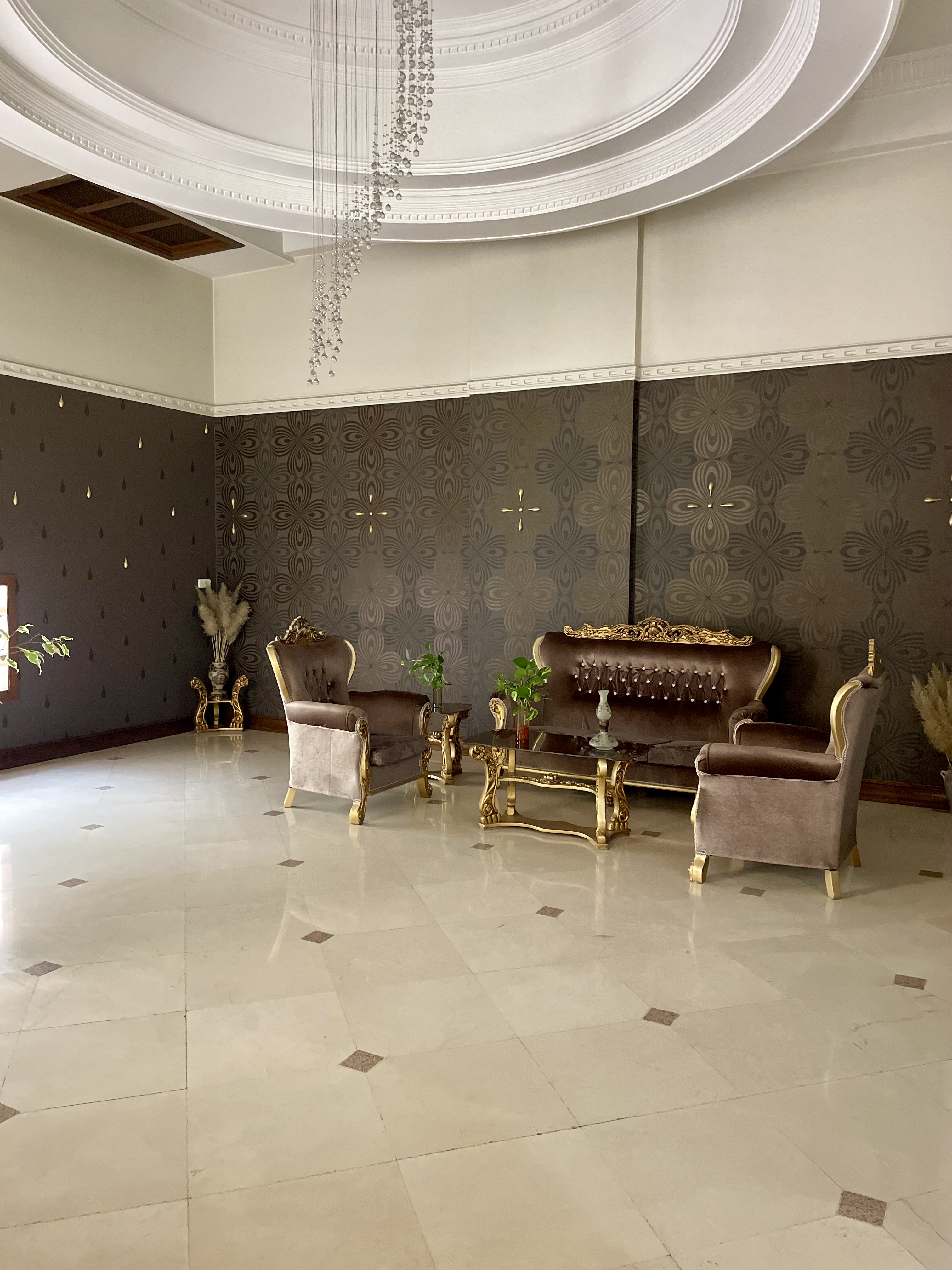 اجاره آپارتمان 270متر یاسر تاپ لوکیشن
