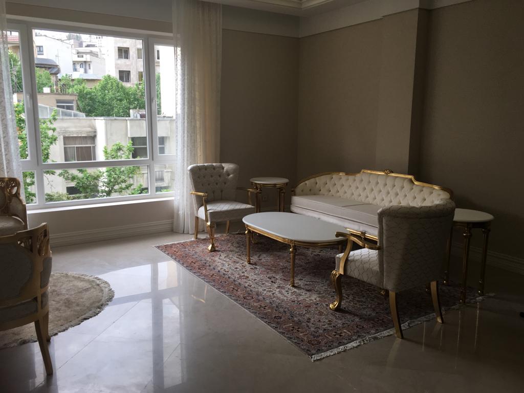 اپارتمان 220متری سه خواب فول مشاعات