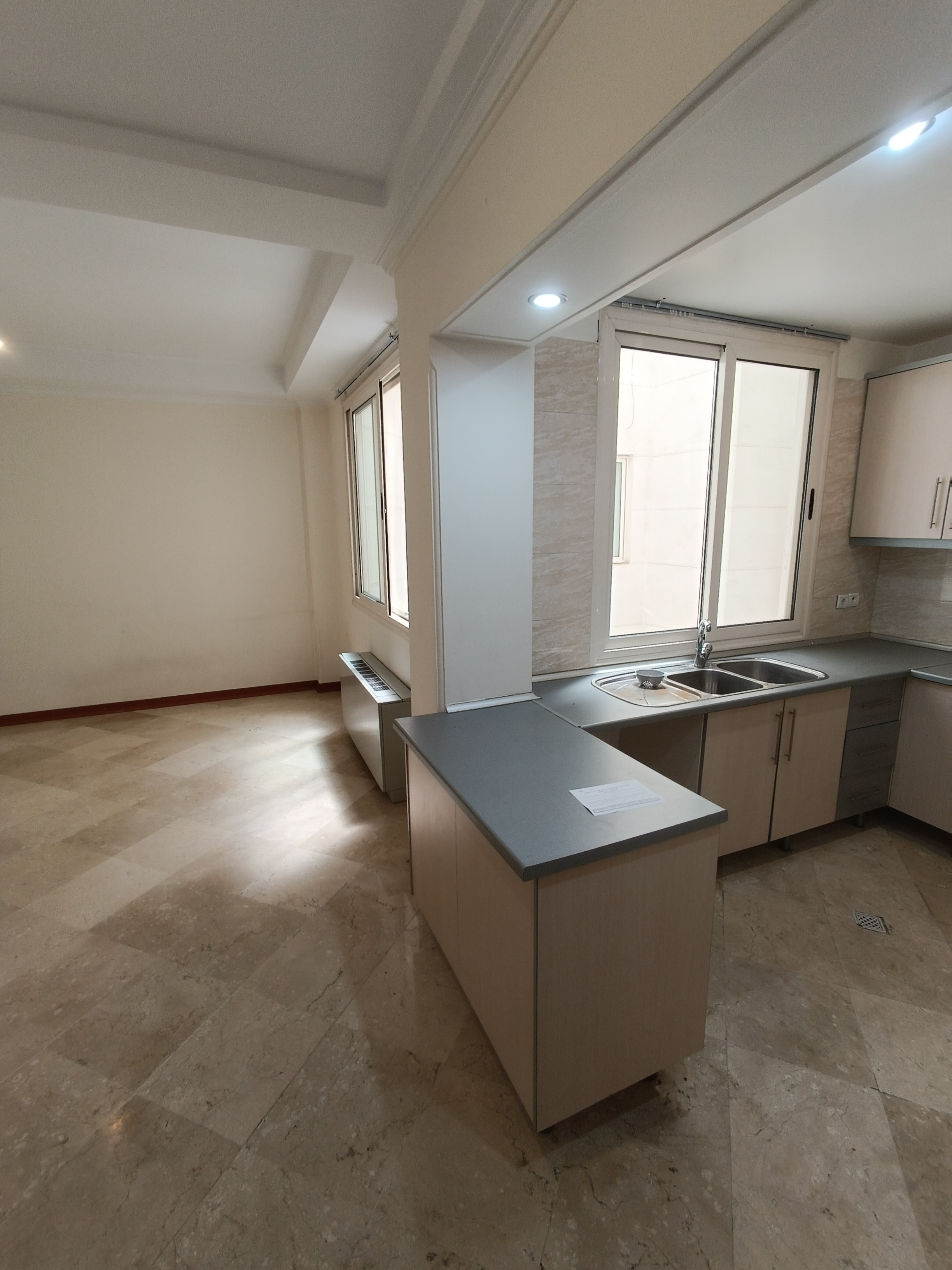 فروش آپارتمان 60 متر شهرک لاله 1 خواب لابی و لابی من