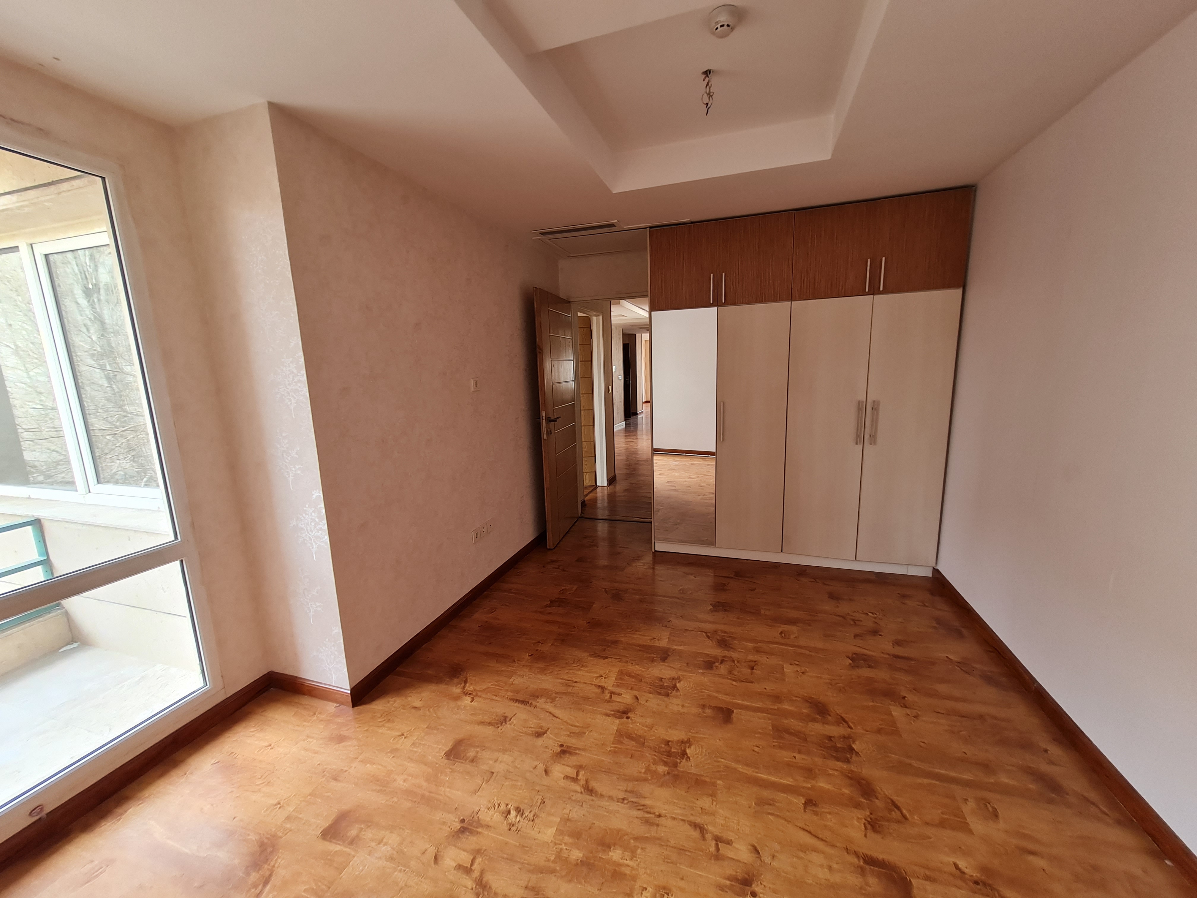 فروش آپارتمان 125 متر تاپ لوکیشن اقدسیه