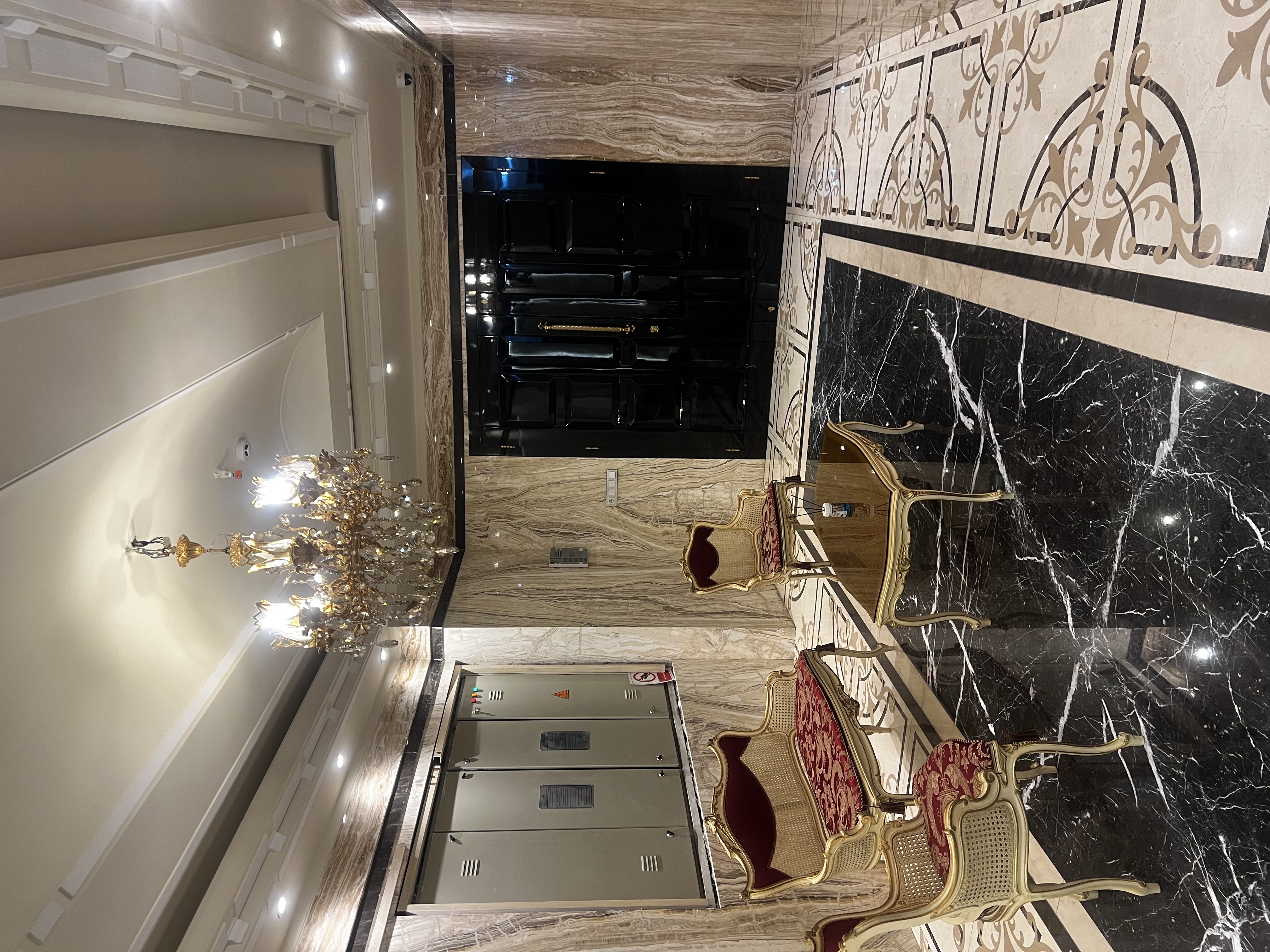 فروش آپارتمان 155 متر اختیاریه کلید نخورده