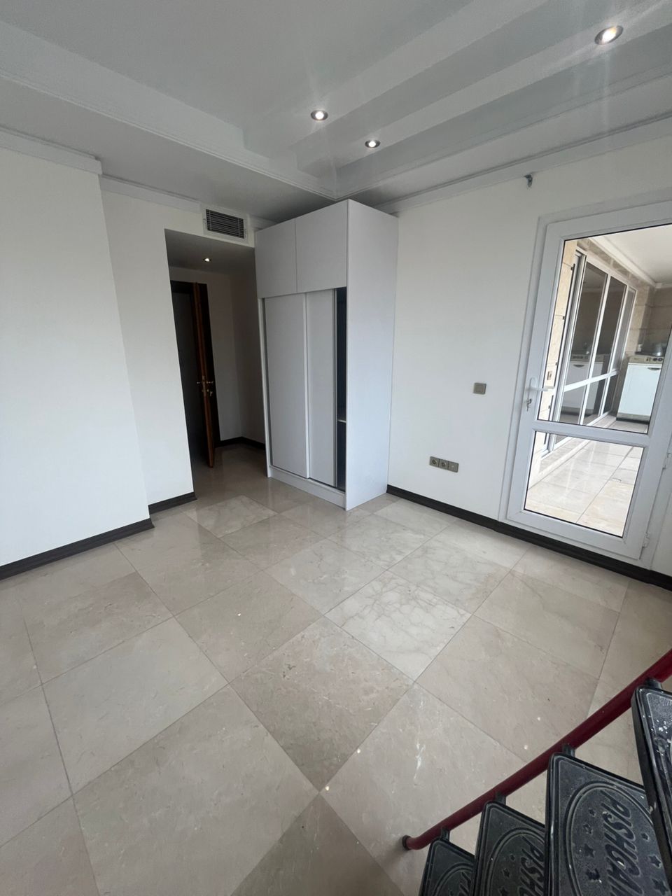 اجاره آپارتمان 305متر هروی فول امکانات