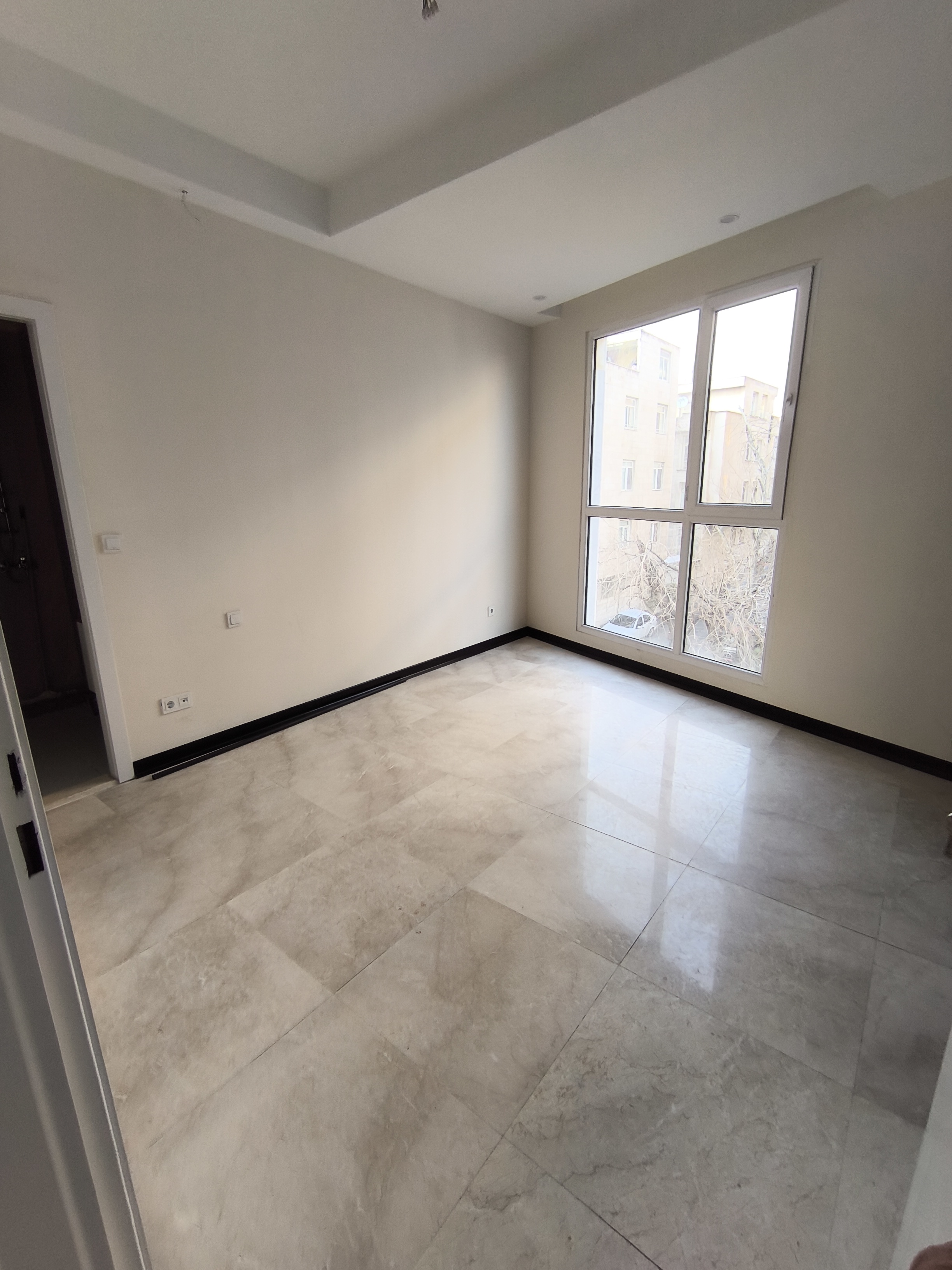 فروش آپارتمان 110 متر 2 خواب نوساز خوش نقشه