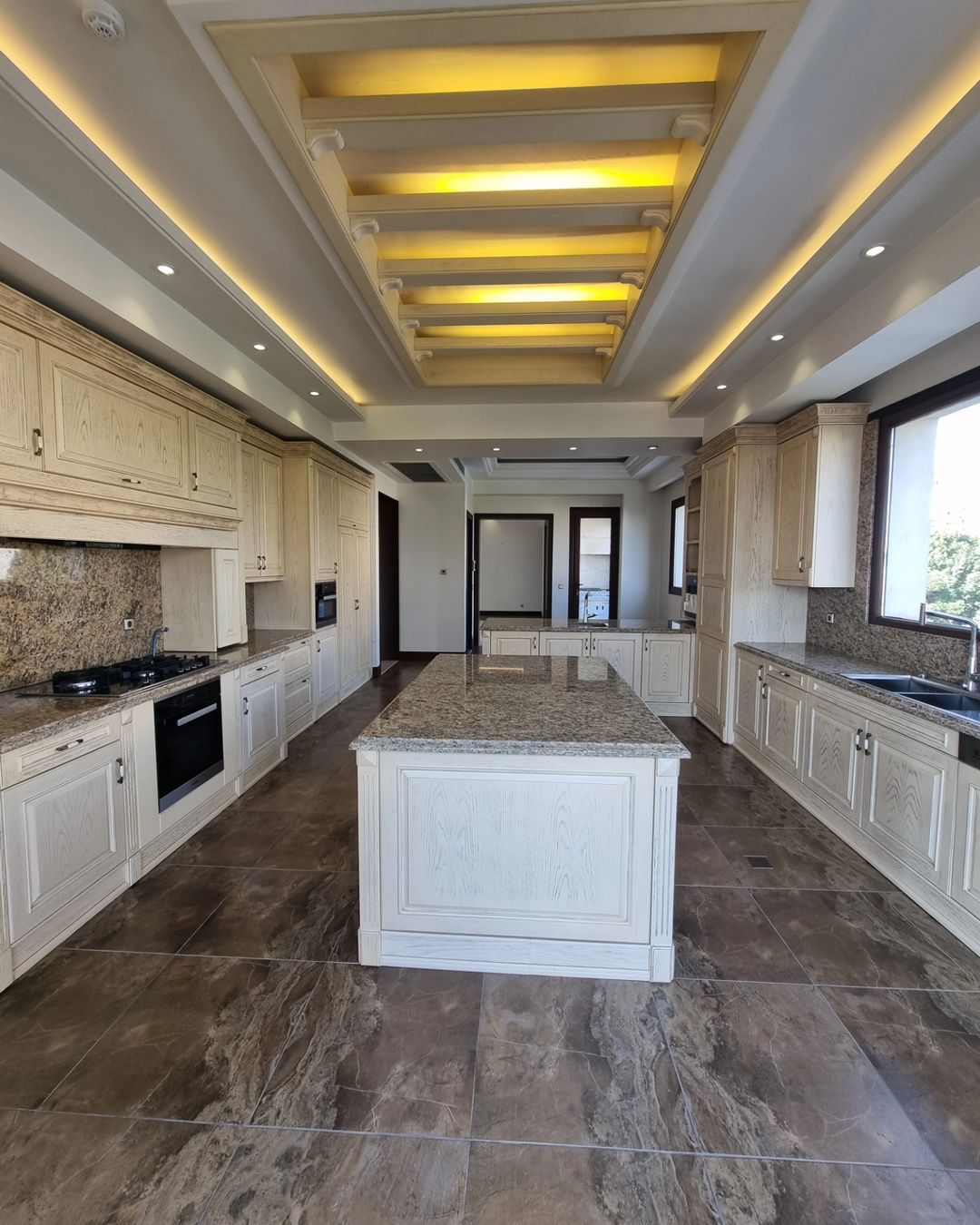 فروش آپارتمان 300متر گلستان شمالی فول مشاعات