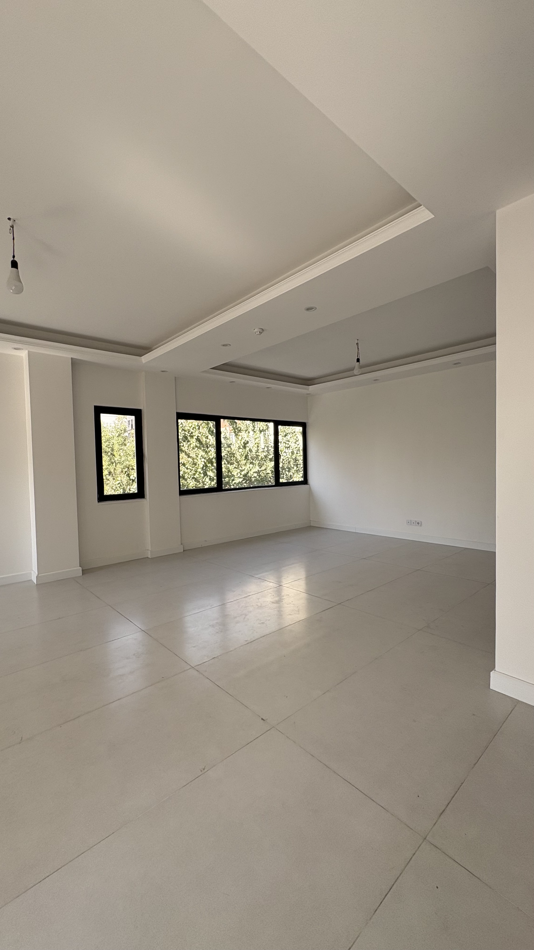 فروش آپارتمان 250 متر آجودانیه برج باغ