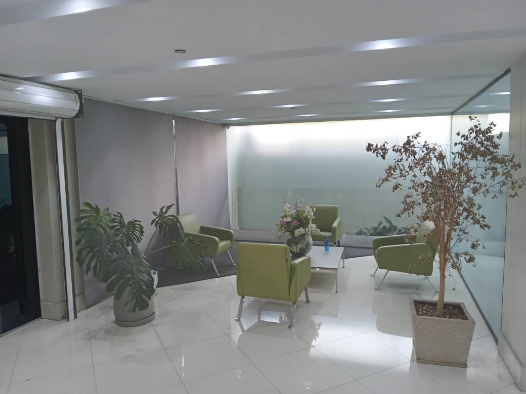 اجاره آپارتمان 250 متر اقدسیه تاپ لوکیشن