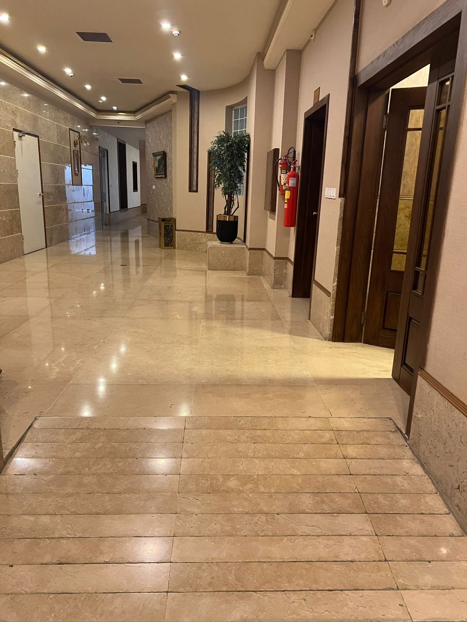 130 متر فول مشاعات تراس چیدمان