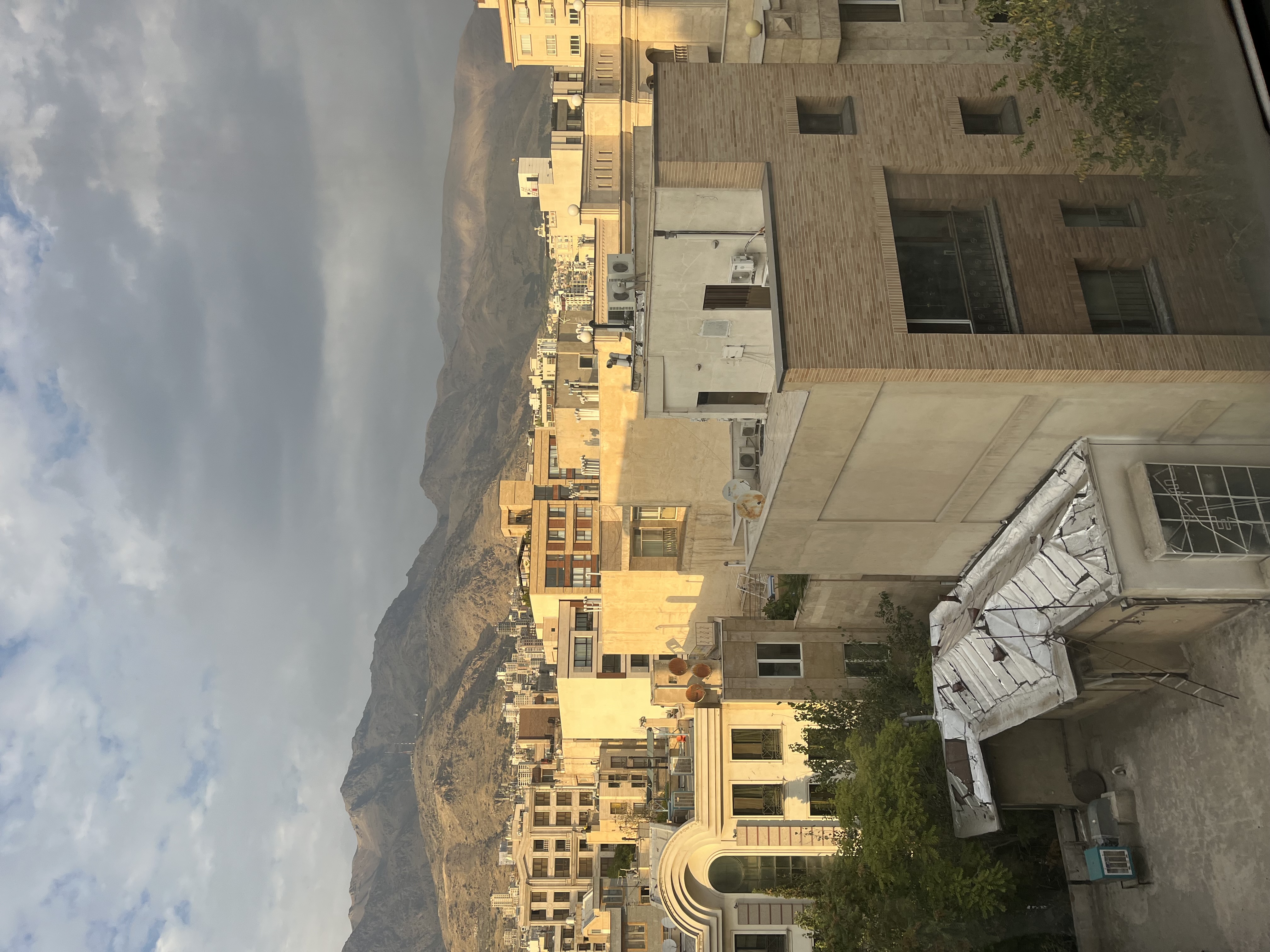 اجاره اداری 100متر اندرزگو واعظی