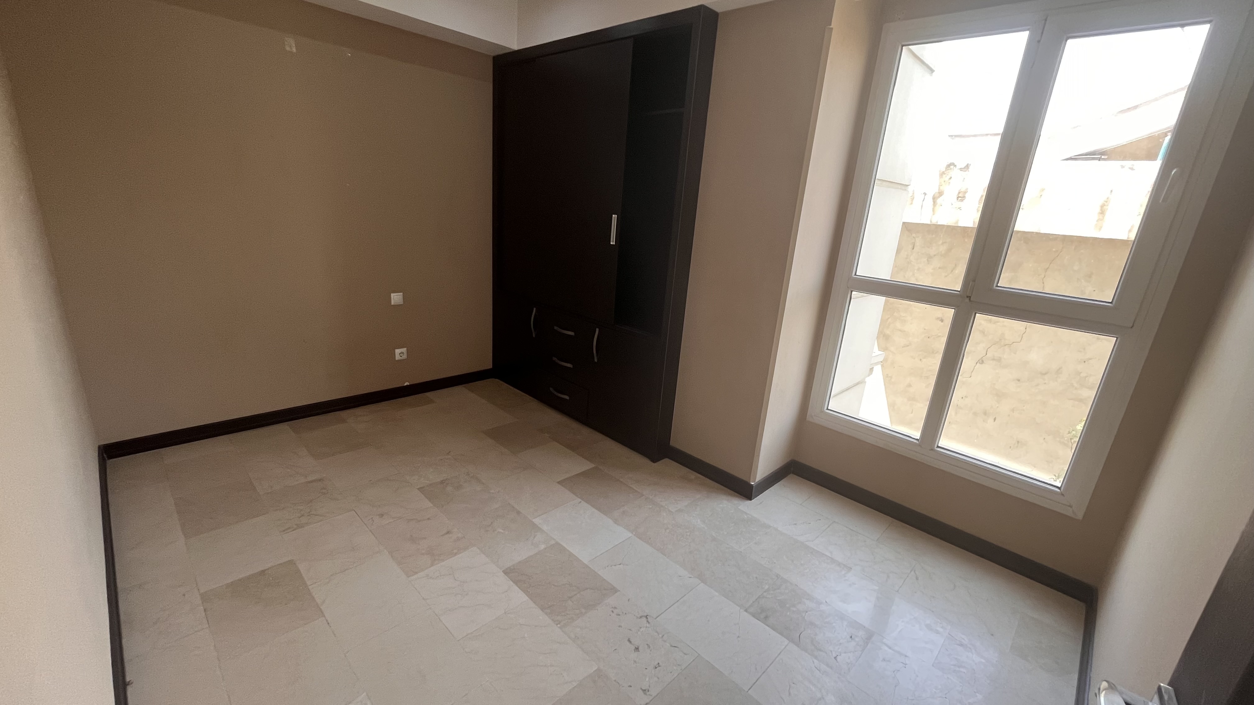 اجاره آپارتمان 110متر هروی فول امکانات