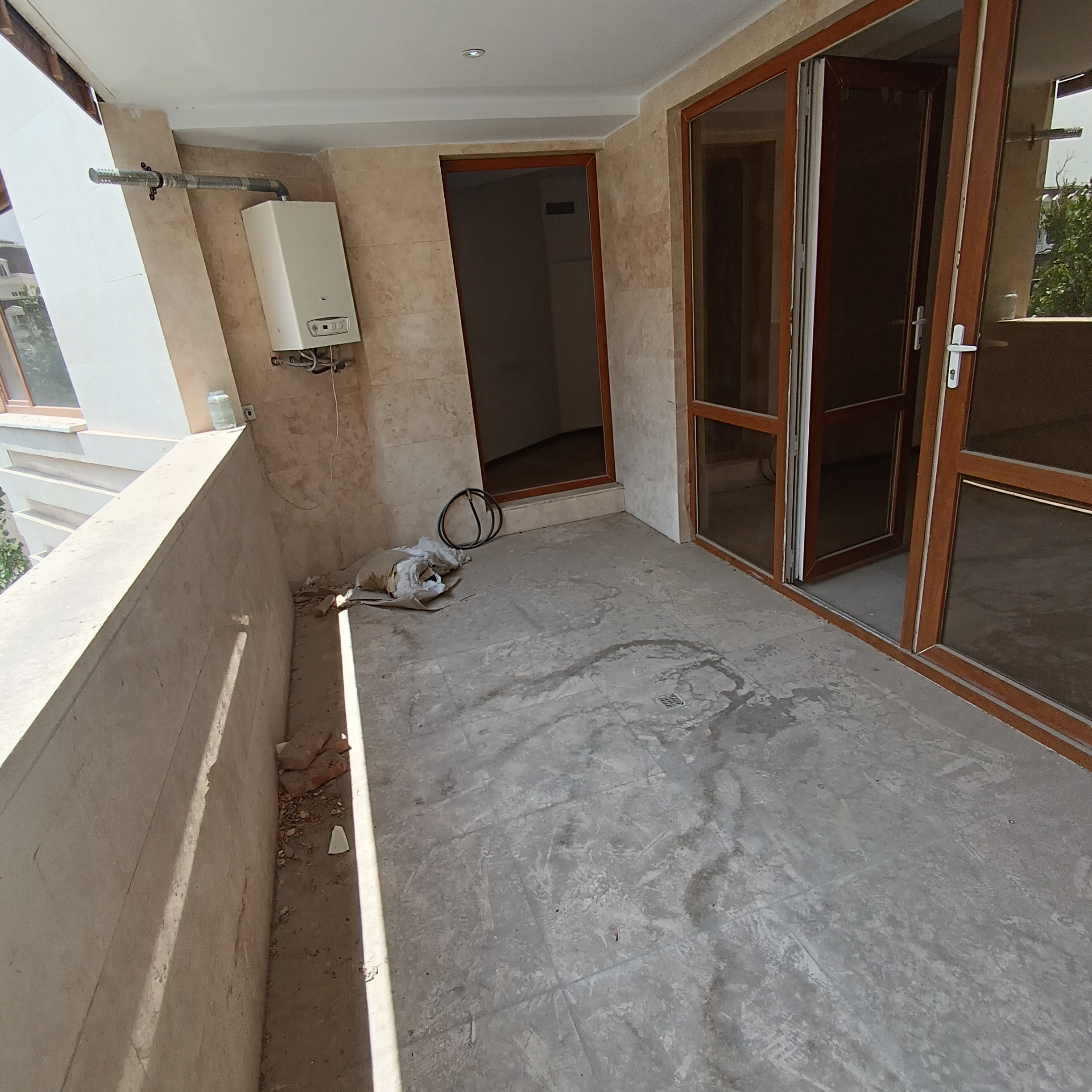 اجاره آپارتمان 180متر دربند تاپ لوکیشن نور گیری مستقیم