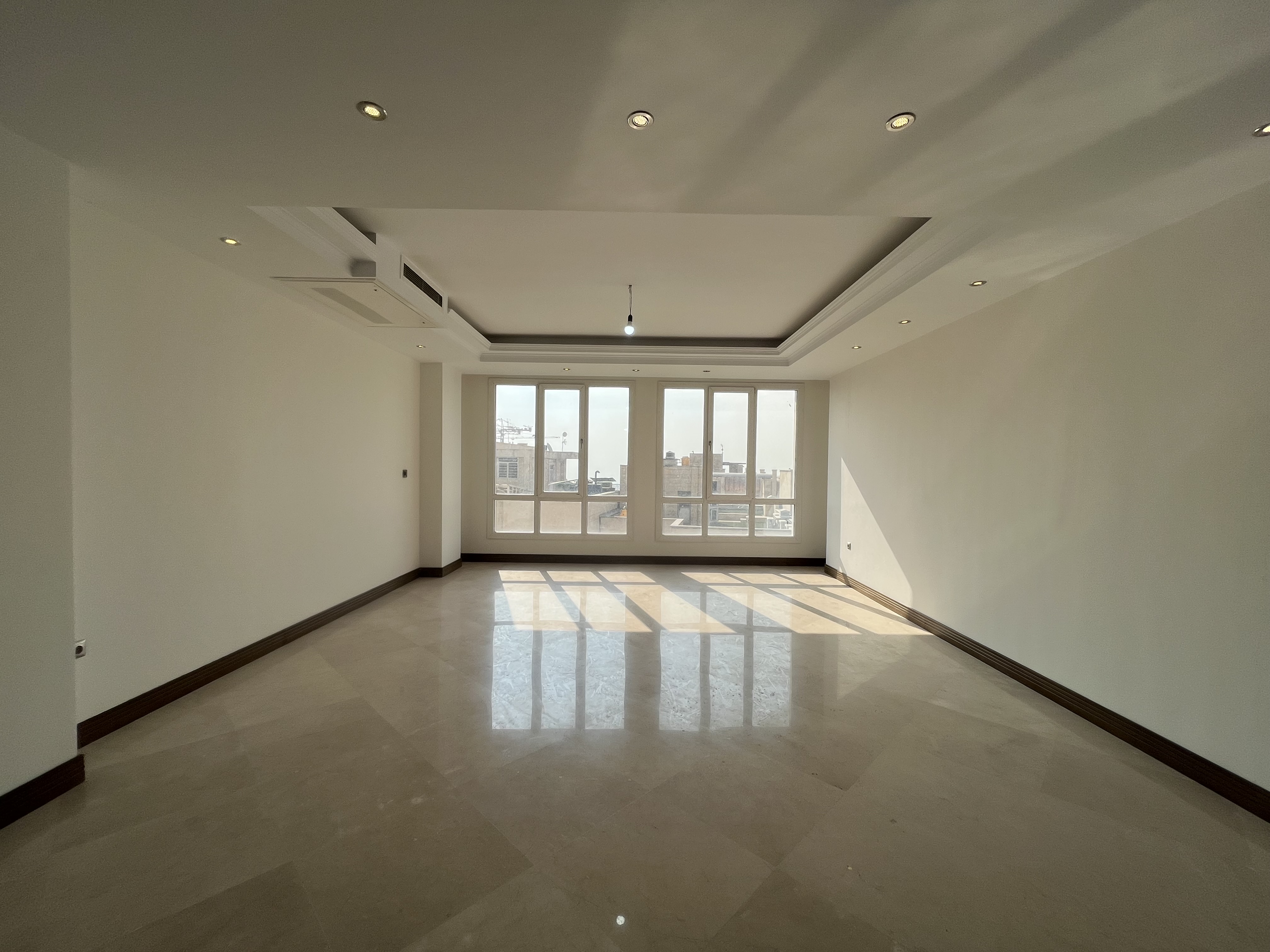 فروش اپارتمان 120 متر نیاوران یاسر